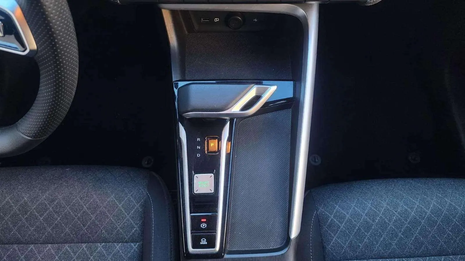 MG ZS Hybrid+ Standard - foto 17