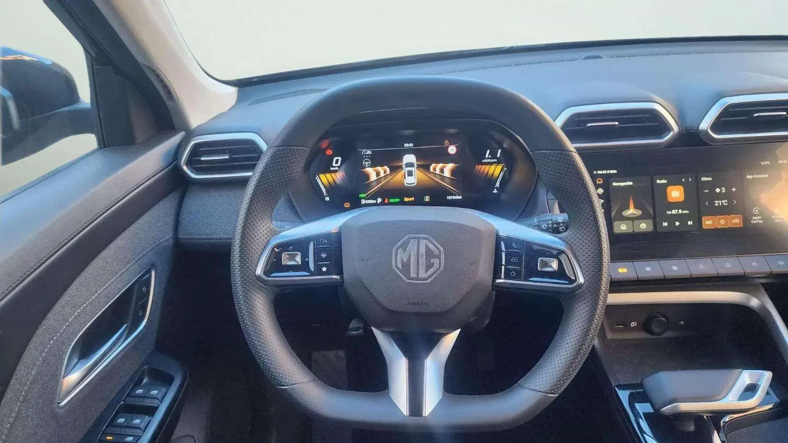 MG ZS Hybrid+ Standard - foto 10
