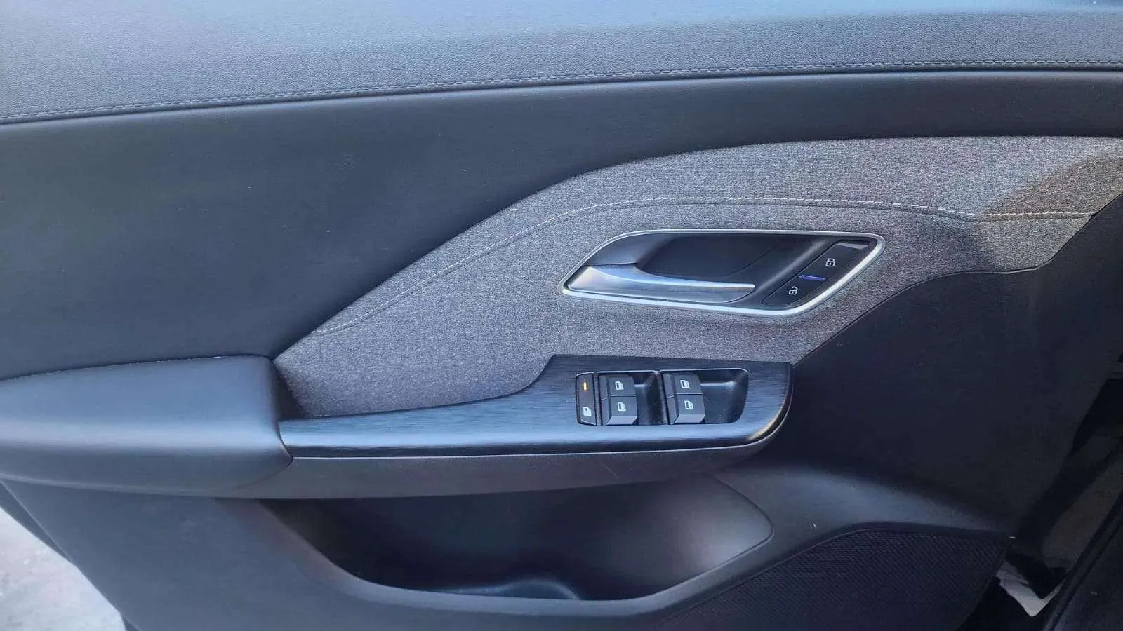MG ZS Hybrid+ Standard - foto 18