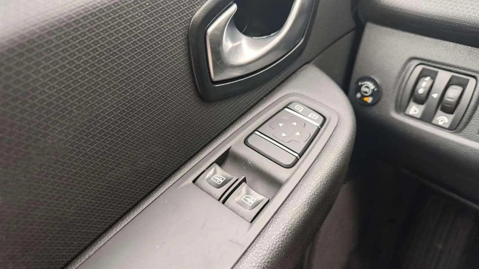 Renault Clio Business TCe GLP -18 - foto 23