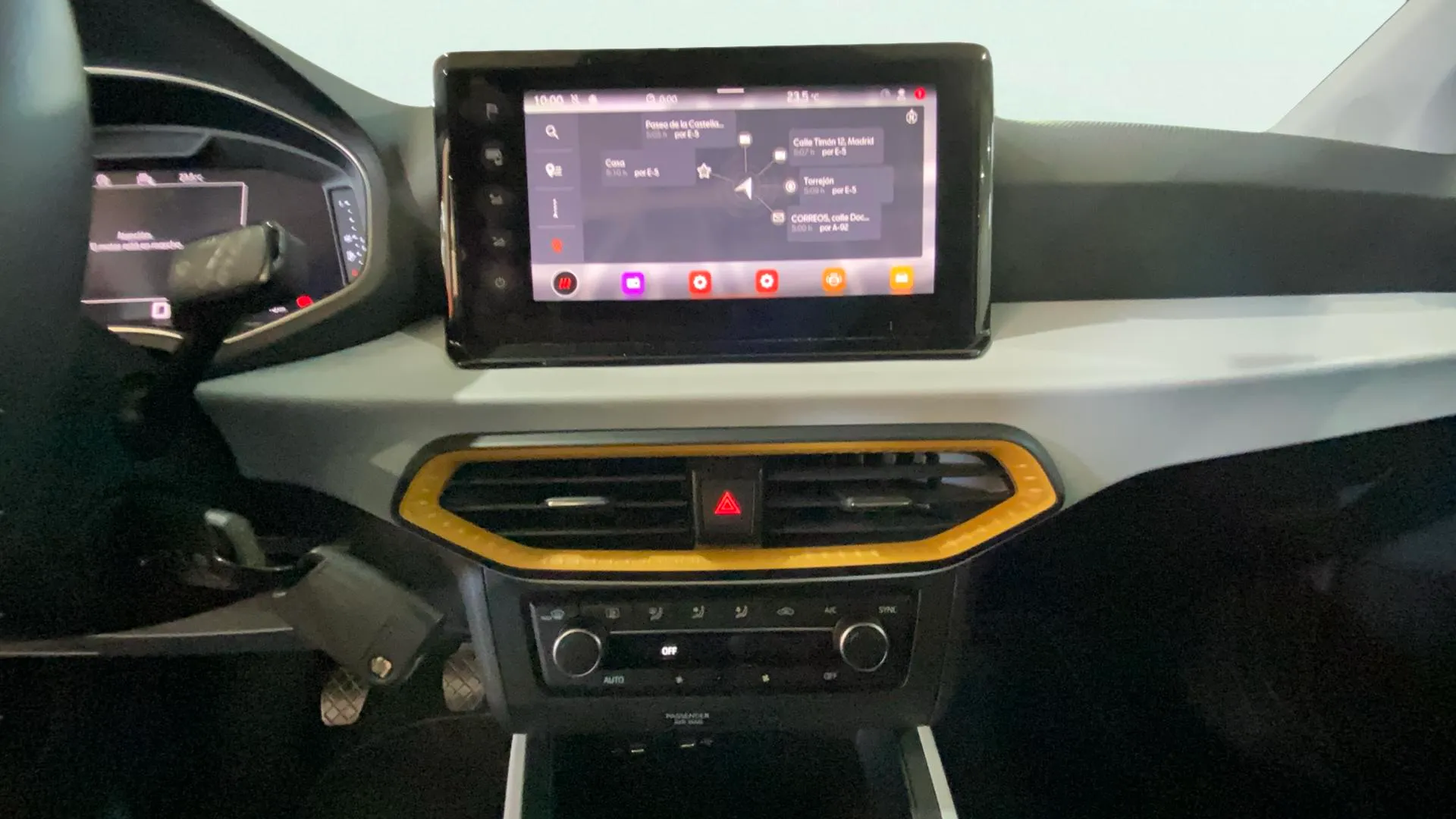 SEAT Arona 1.0 TSI Style Plus - foto 18