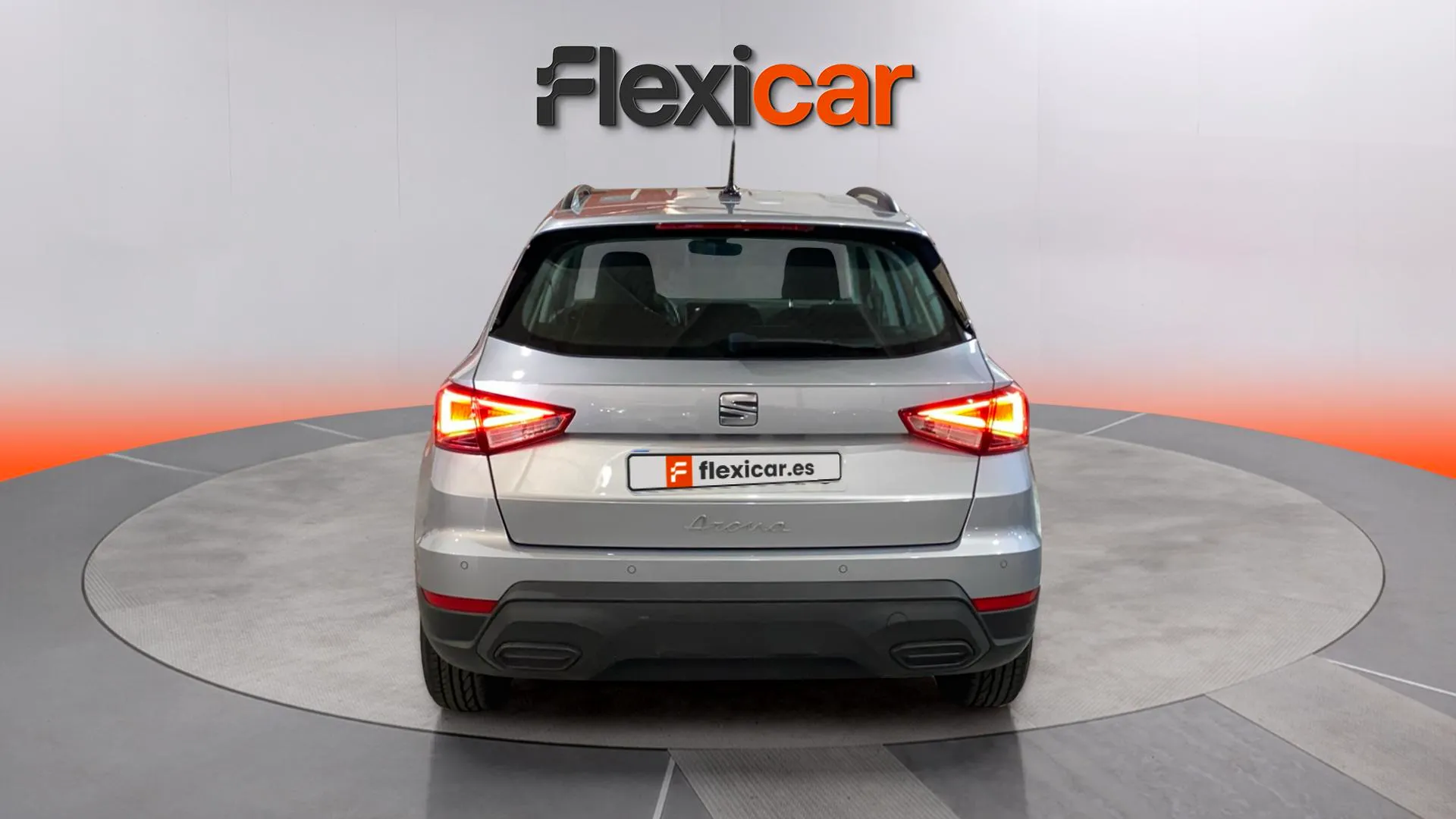 SEAT Arona 1.0 TSI Style Plus - foto 8