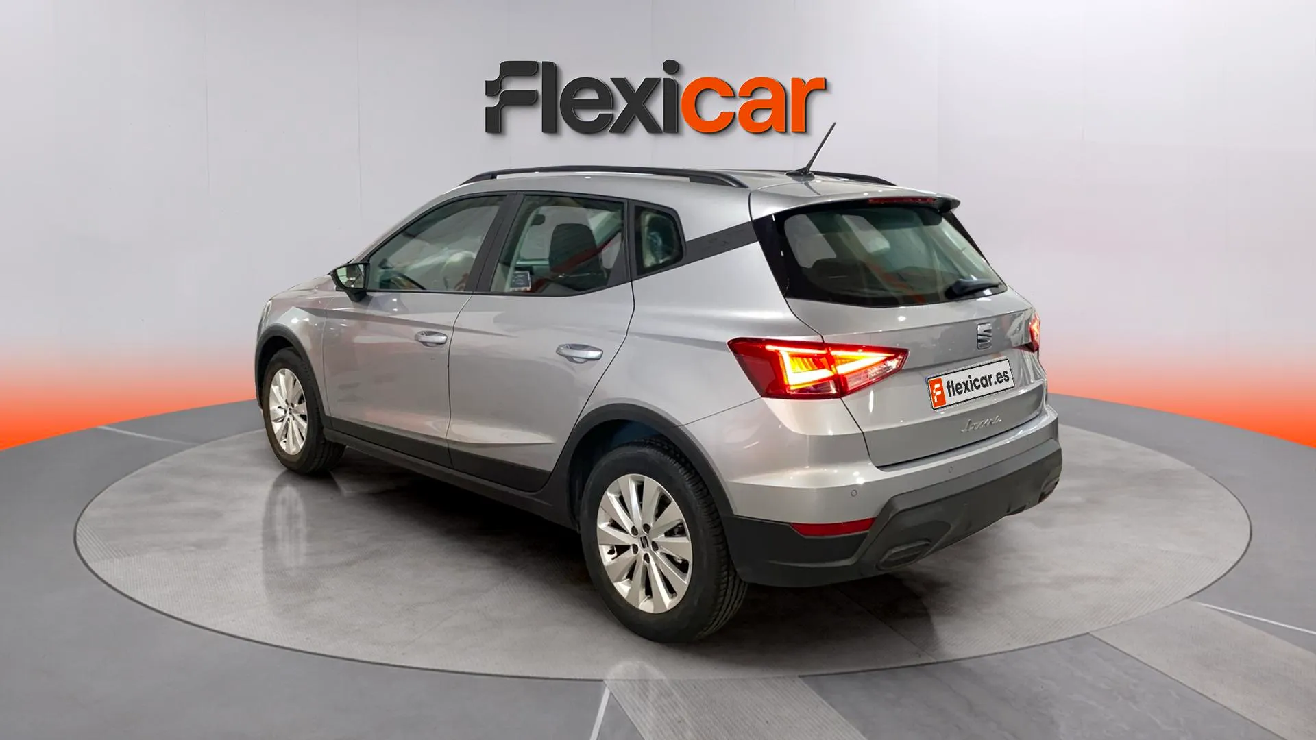 SEAT Arona 1.0 TSI Style Plus - foto 6