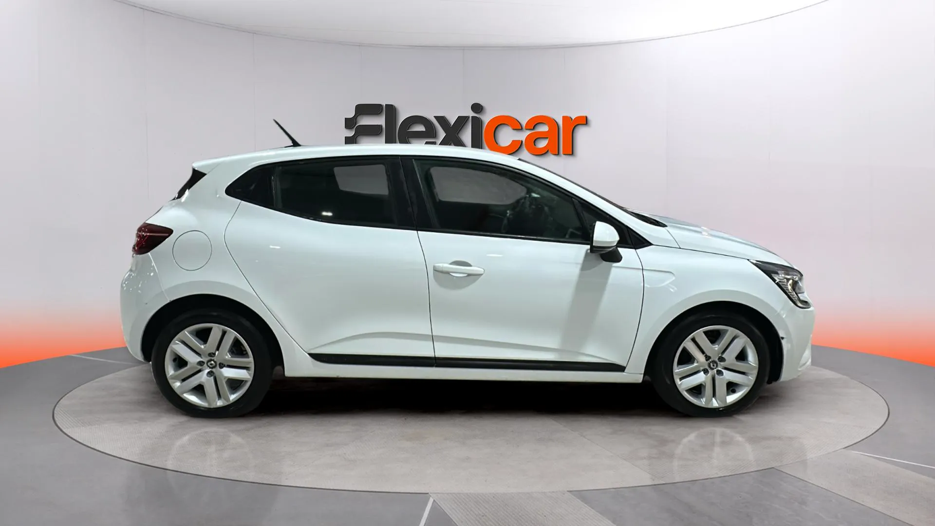 Renault Clio Intens TCe - foto 8