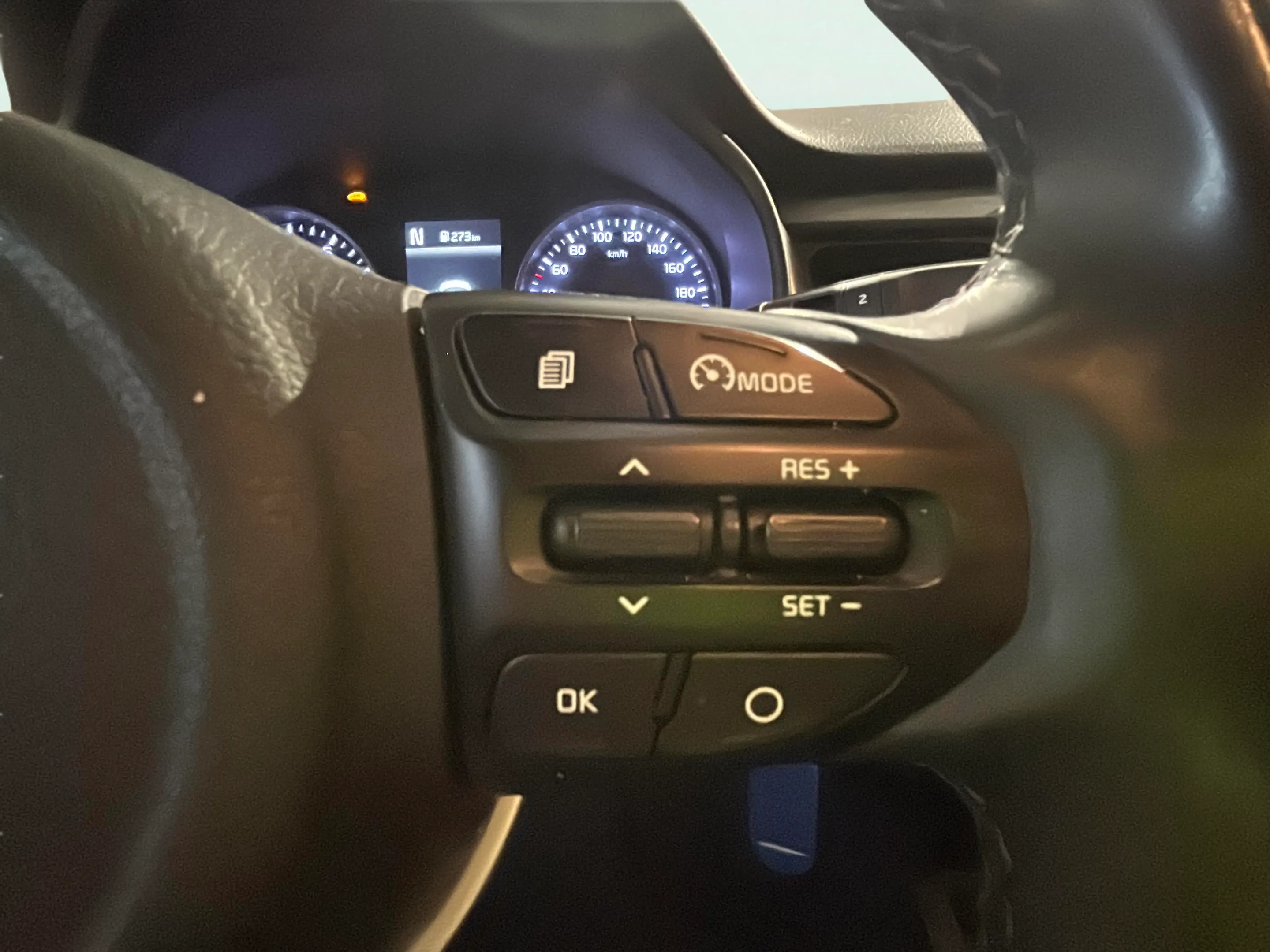 Kia Stonic 1.0 T-GDi MHEV iMT Concept - foto 25