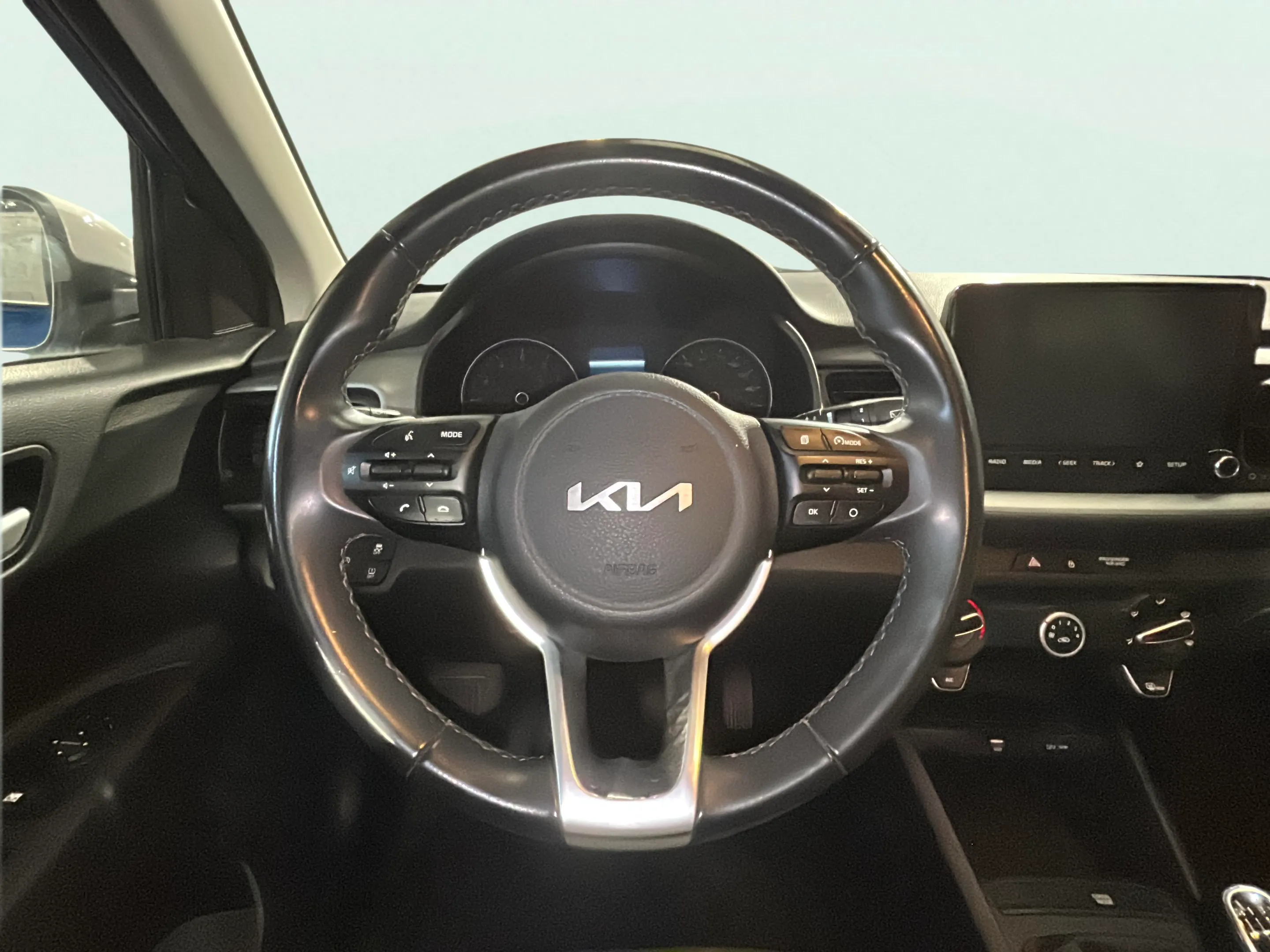 Kia Stonic 1.0 T-GDi MHEV iMT Concept - foto 11