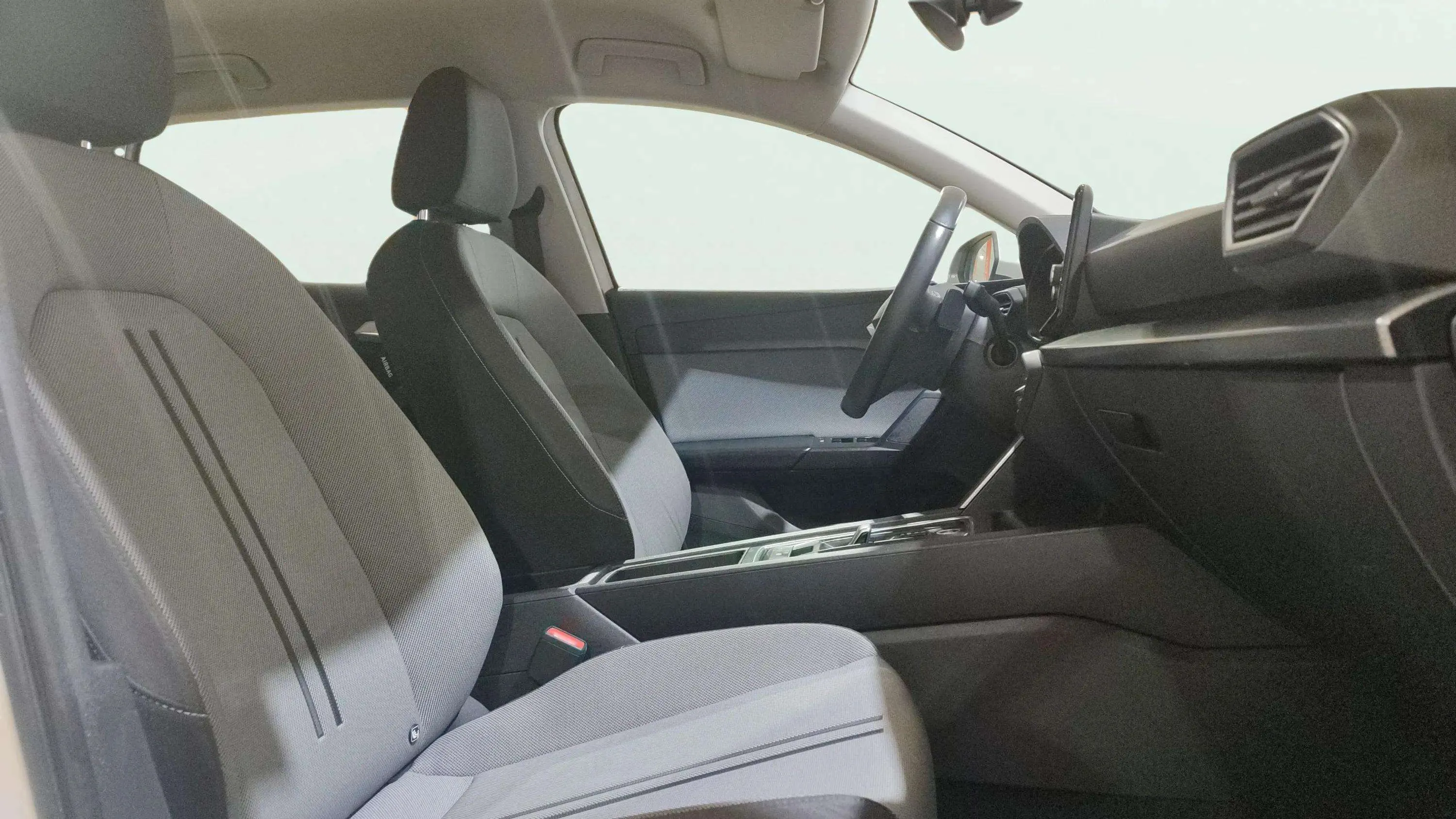 SEAT León 2.0 TDI DSG-7 Style - foto 22