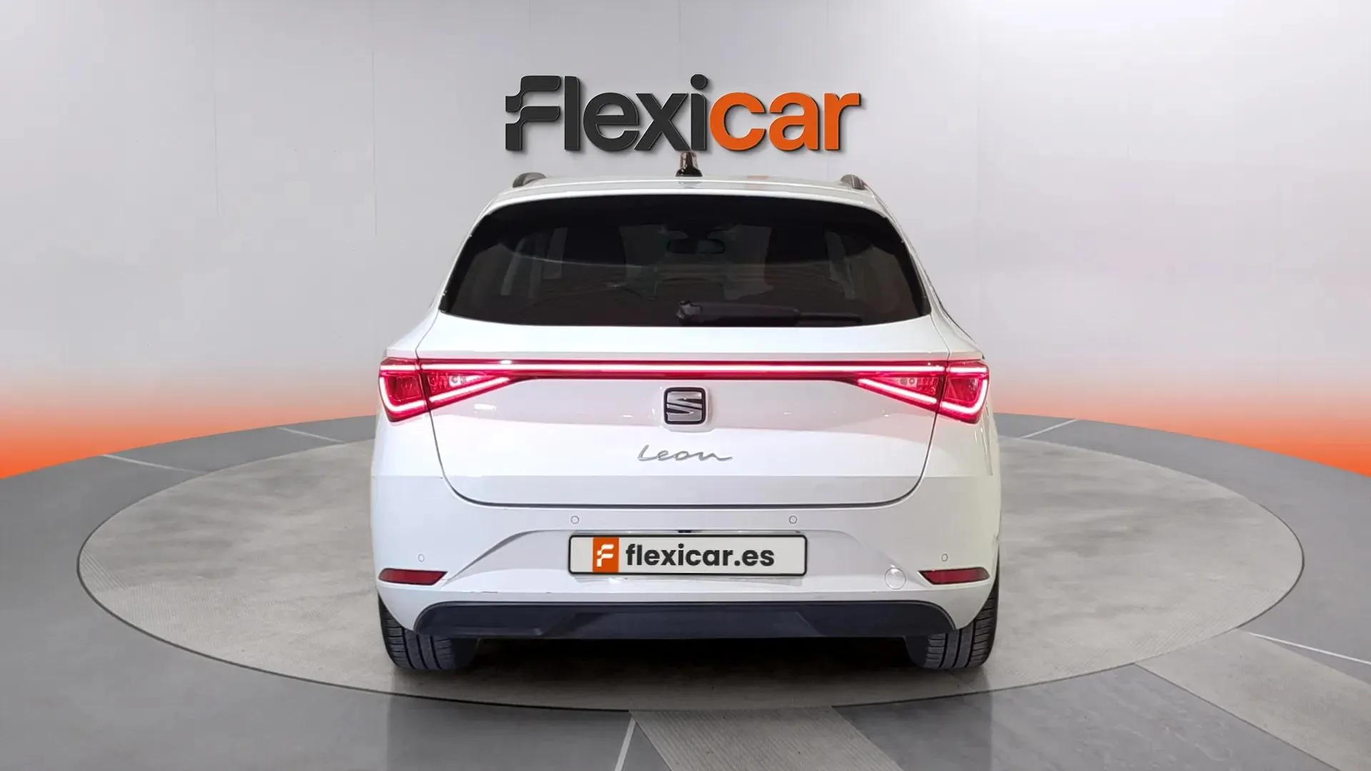 SEAT León 2.0 TDI DSG-7 Style Go - foto 5