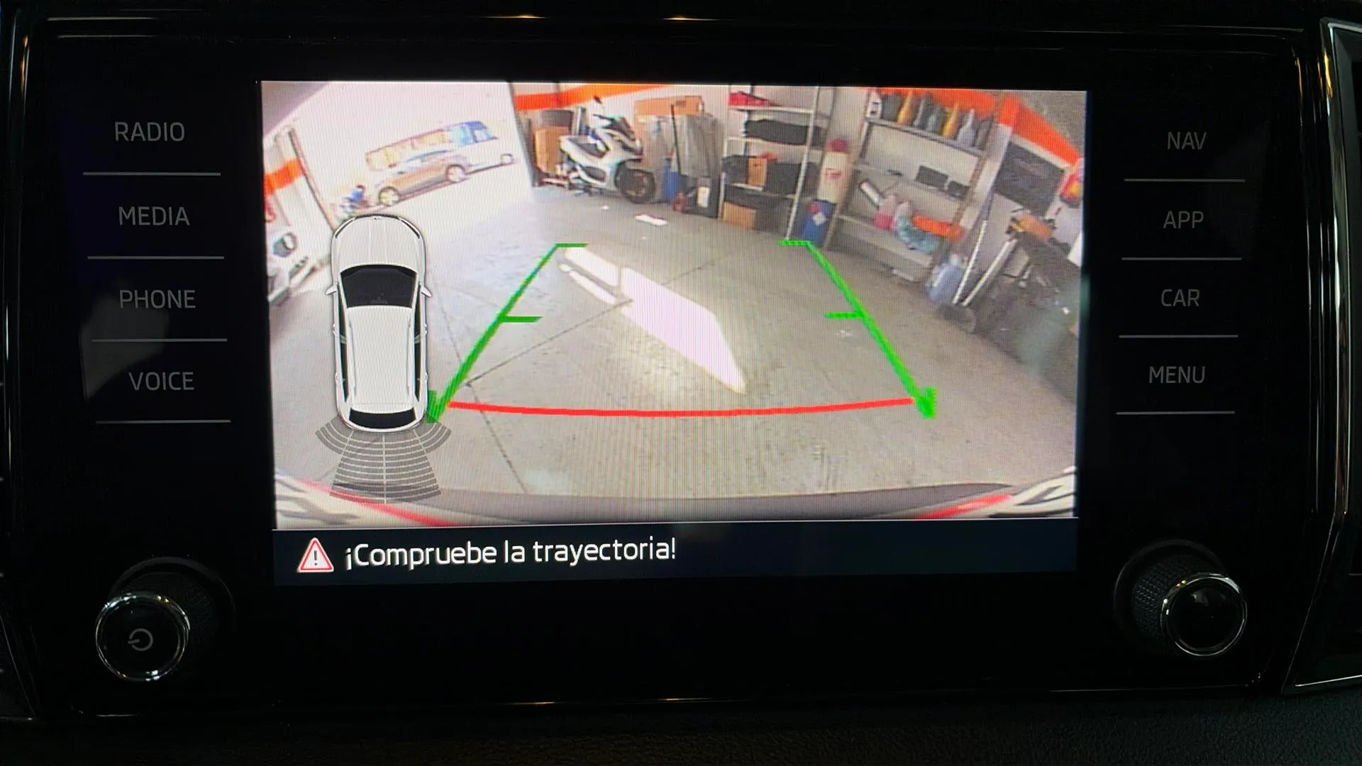 Škoda Karoq 1.0 TSI Ambition - foto 14