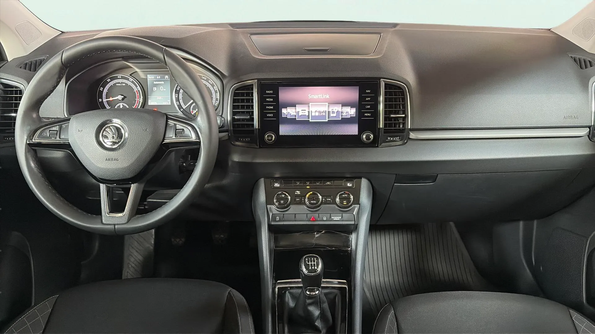 Škoda Karoq 1.0 TSI Ambition - foto 10