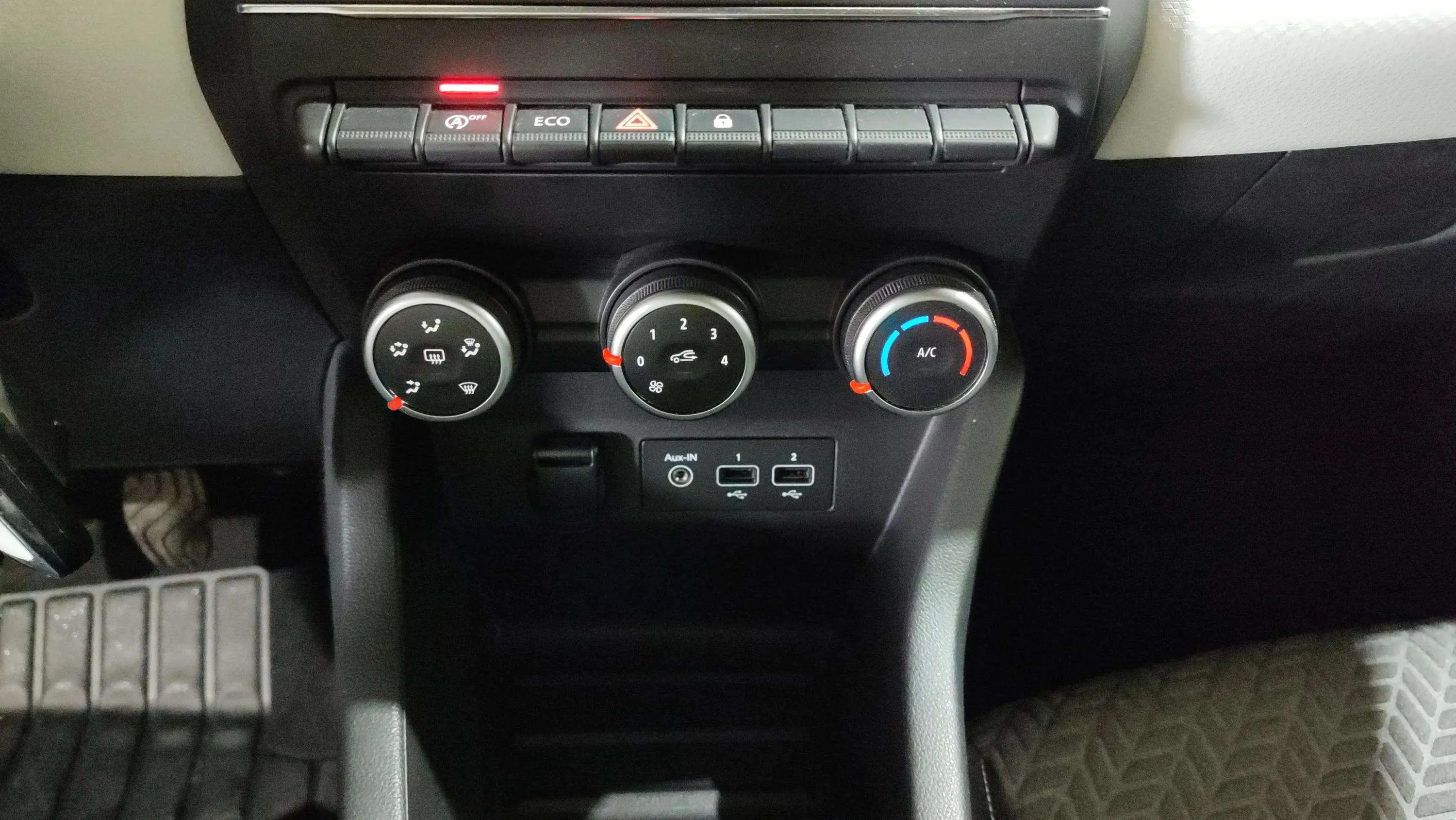 Renault Clio Serie limitada Limited TCe - foto 18