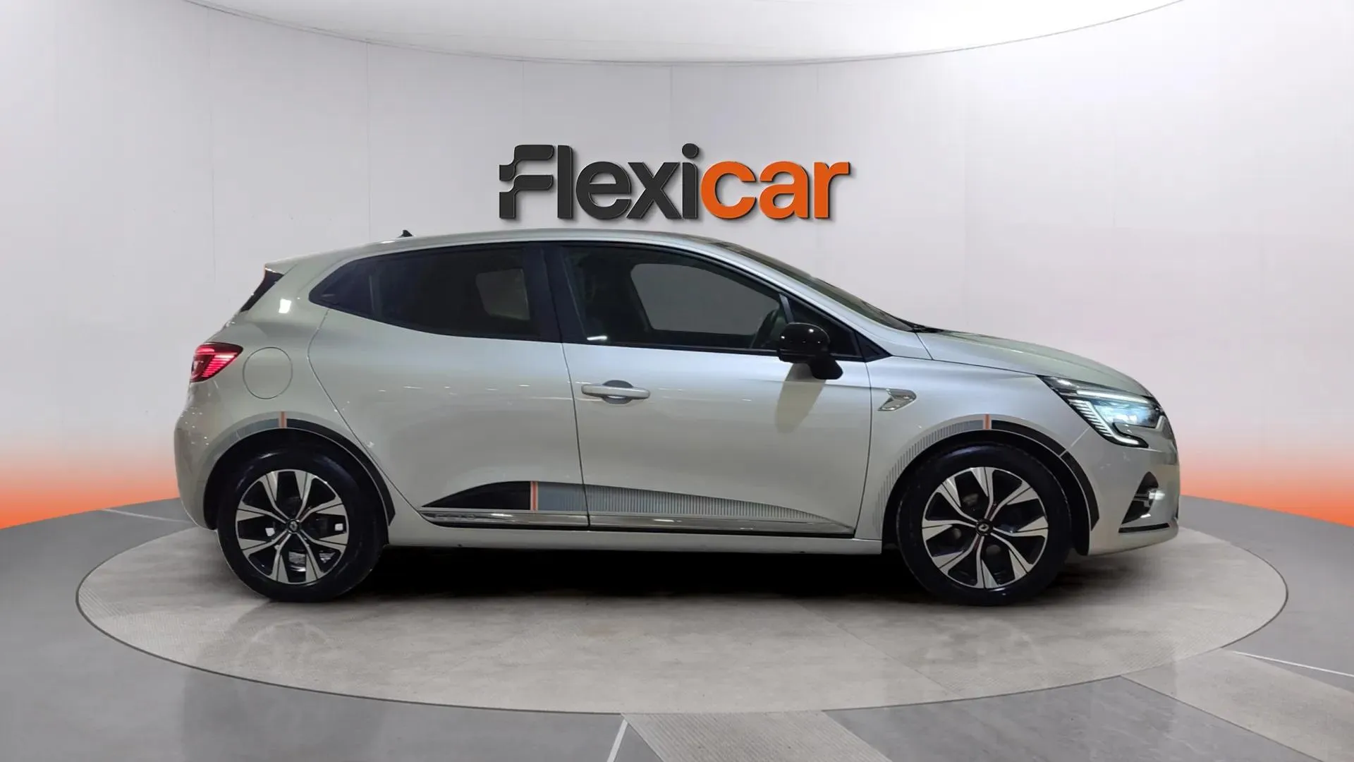 Renault Clio Serie limitada Limited TCe - foto 4