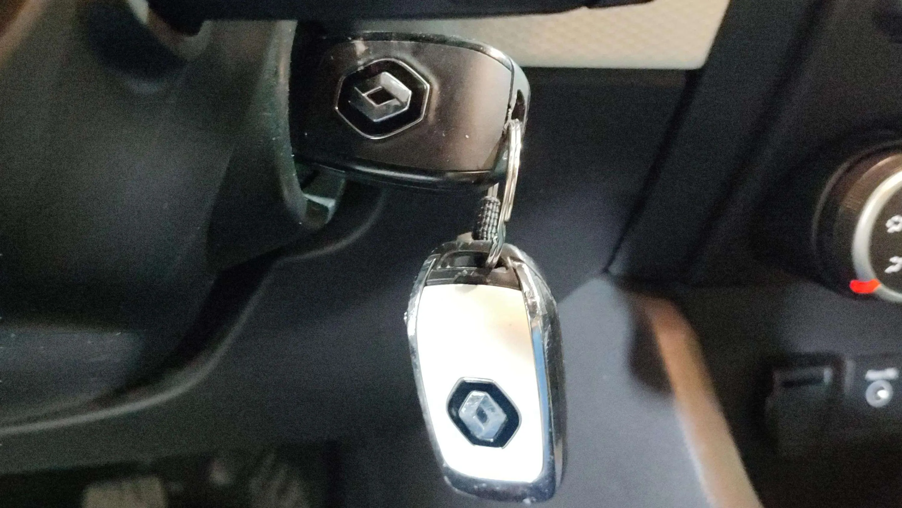 Renault Clio Serie limitada Limited TCe - foto 24