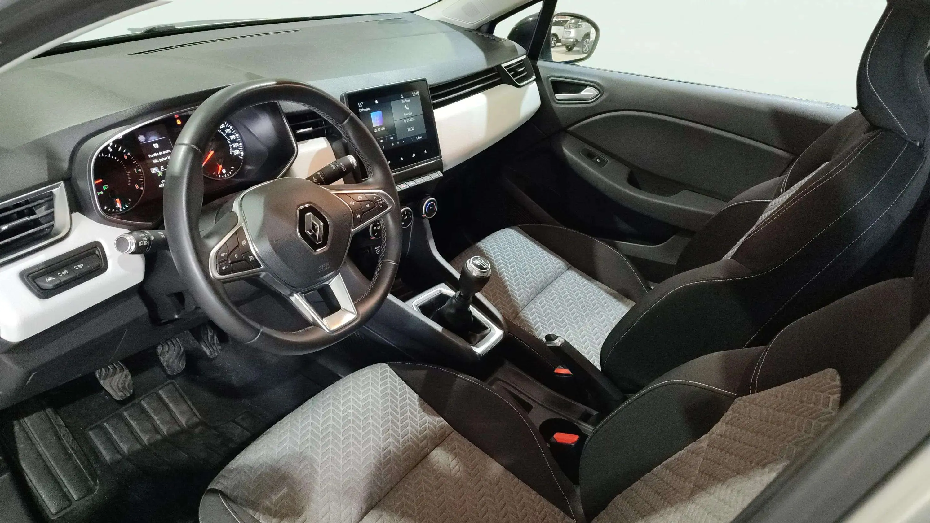 Renault Clio Serie limitada Limited TCe - foto 10