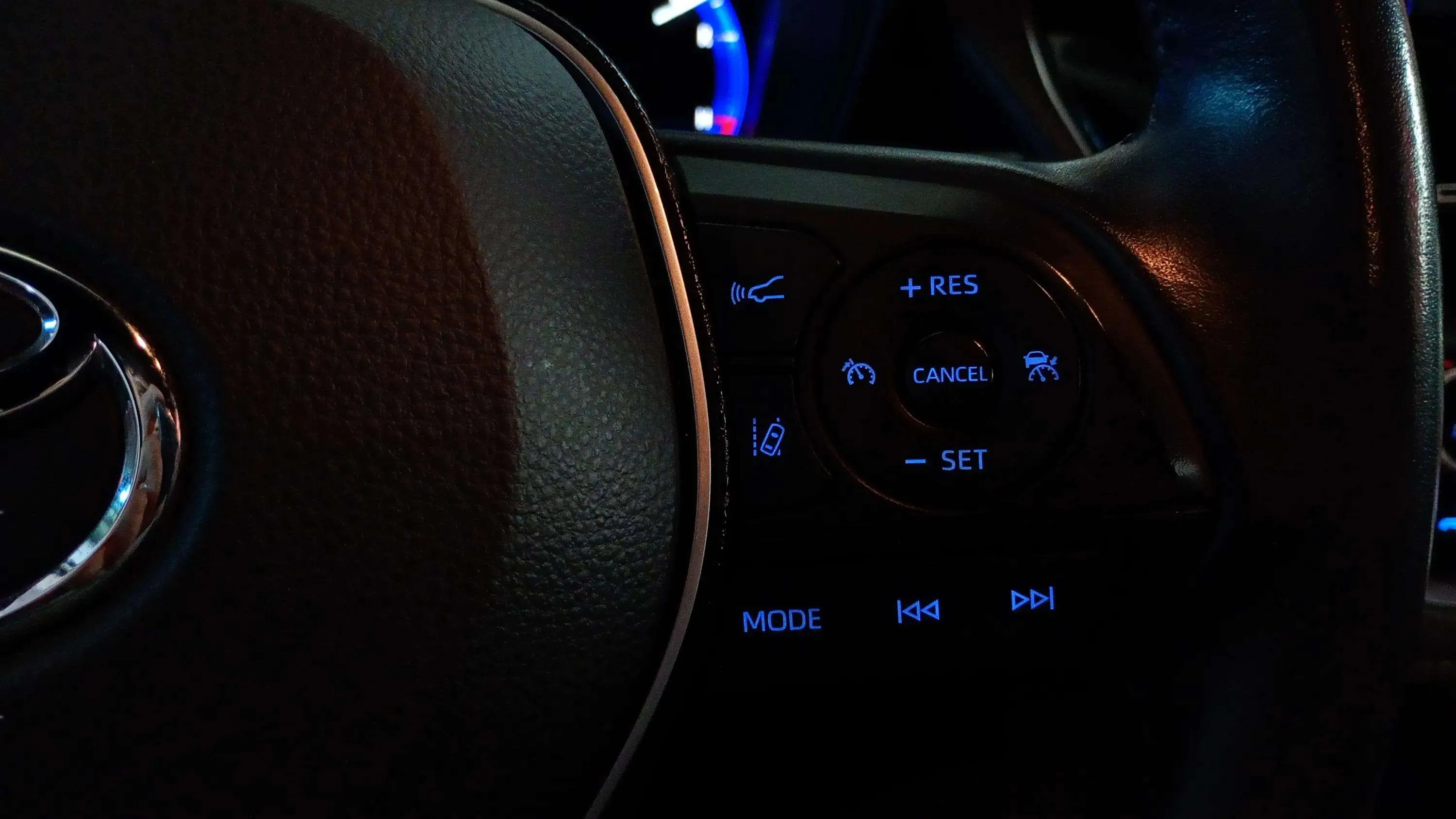 Toyota Corolla 1.8 125H Active Tech E-CVT - foto 12