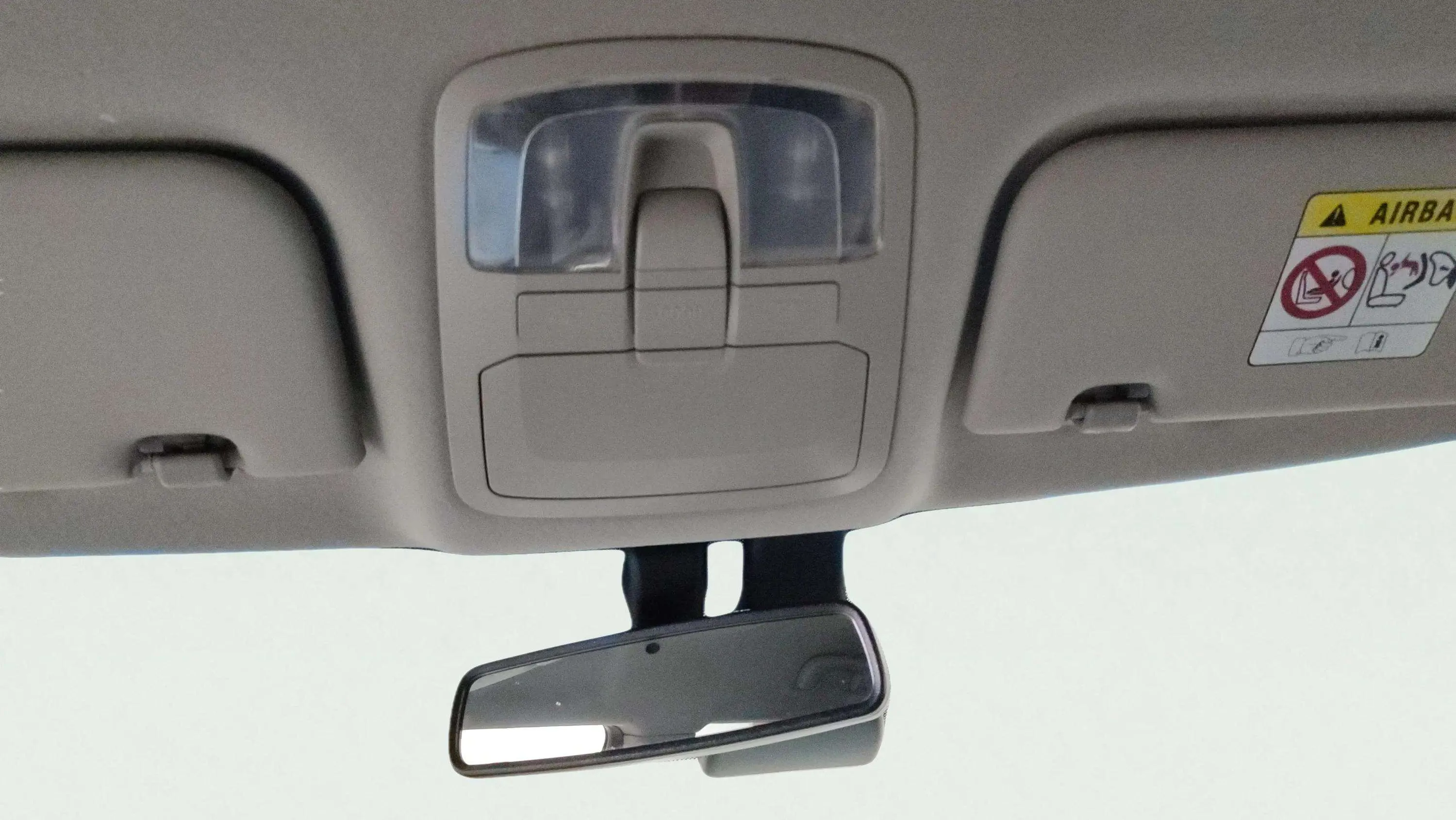SsangYong Tivoli G12T Urban Plus - foto 20