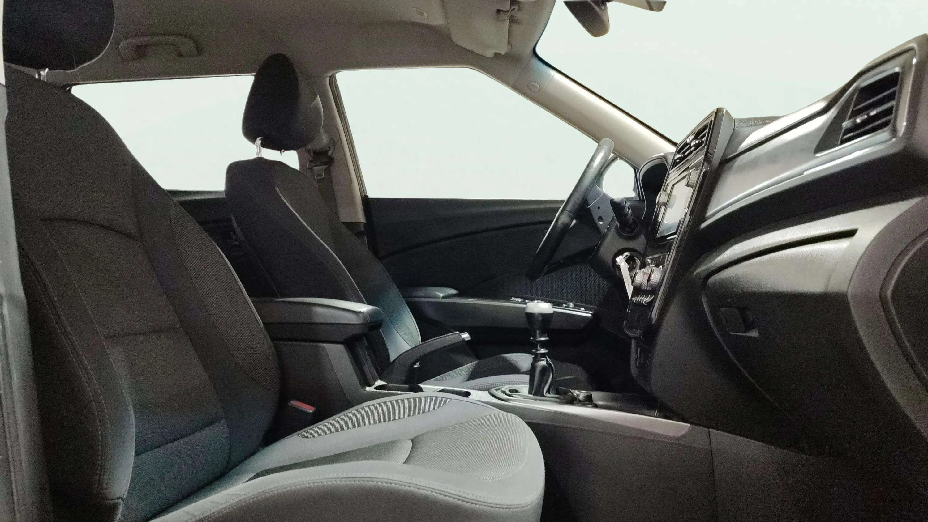 SsangYong Tivoli G12T Urban Plus - foto 21