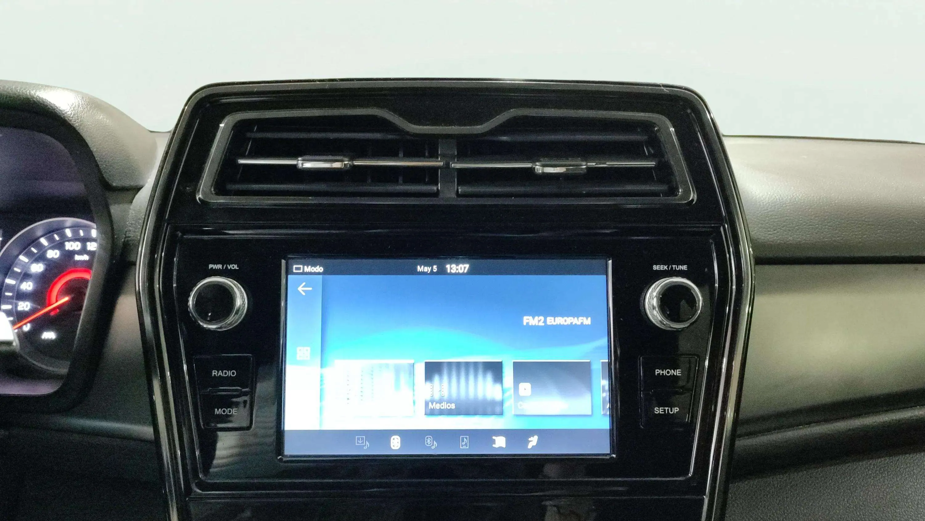 SsangYong Tivoli G12T Urban Plus - foto 13