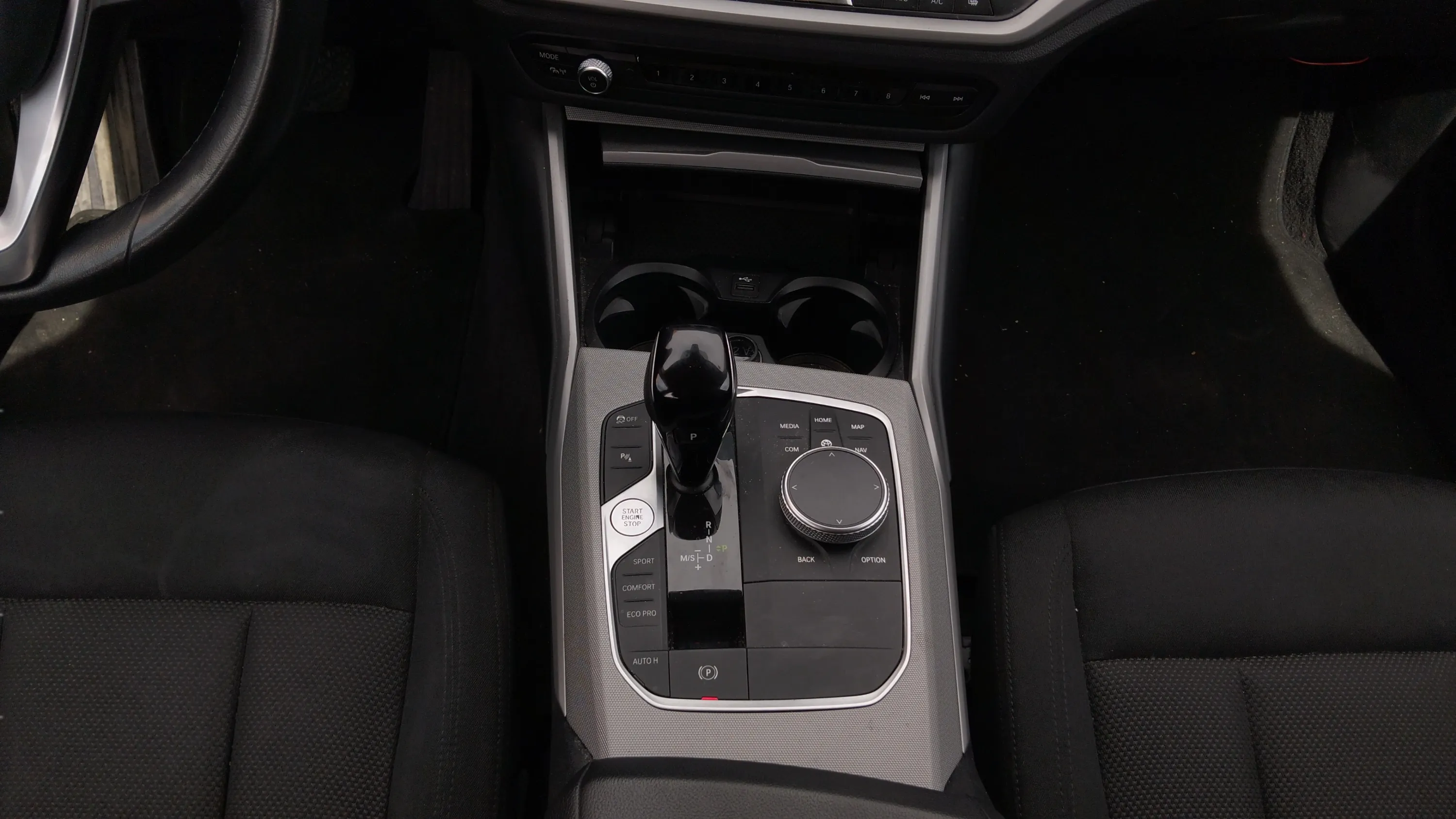 BMW Serie 3 318d .Touring - foto 17