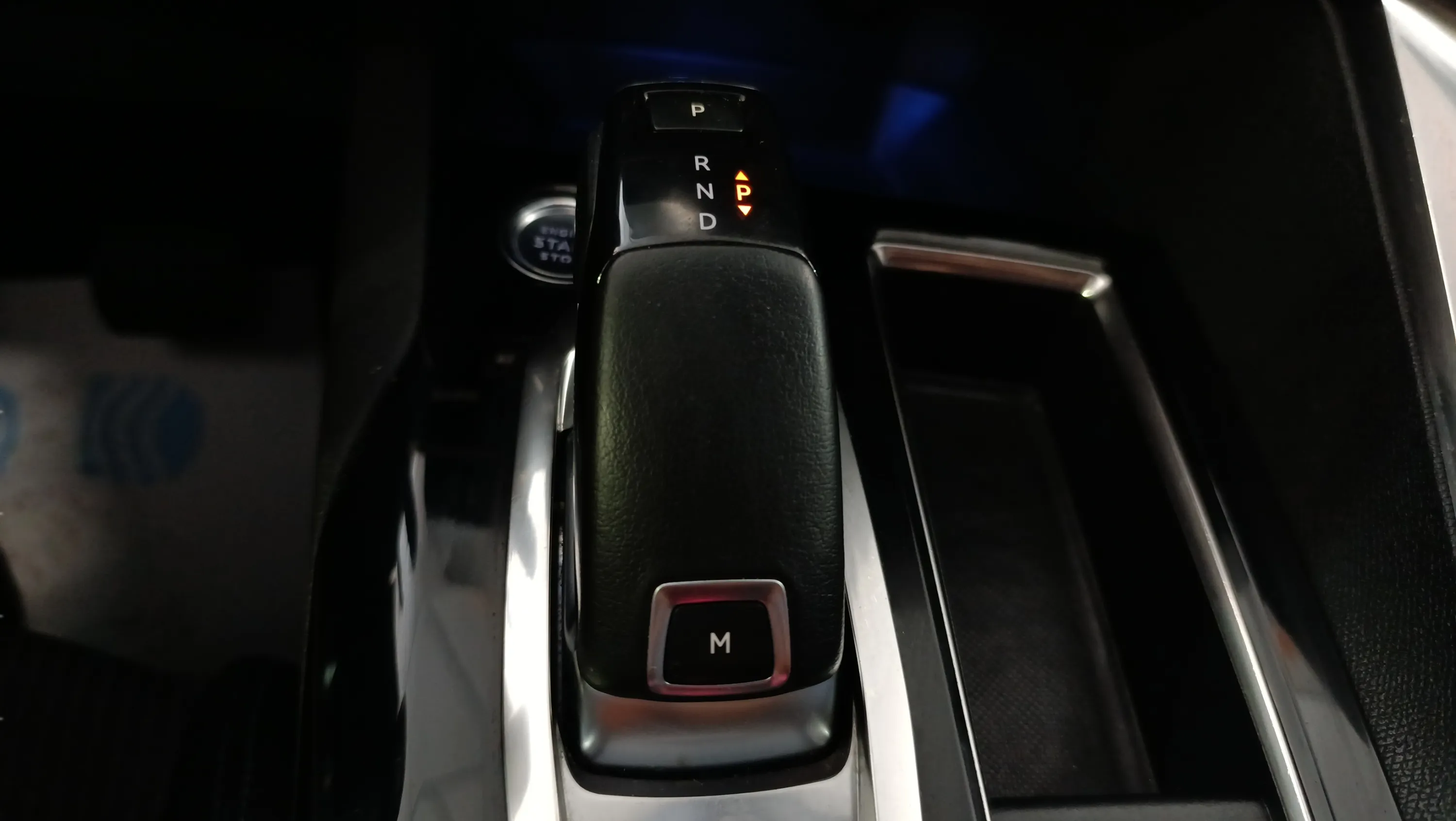 Peugeot 3008 1.2 PureTech Allure EAT8 - foto 26
