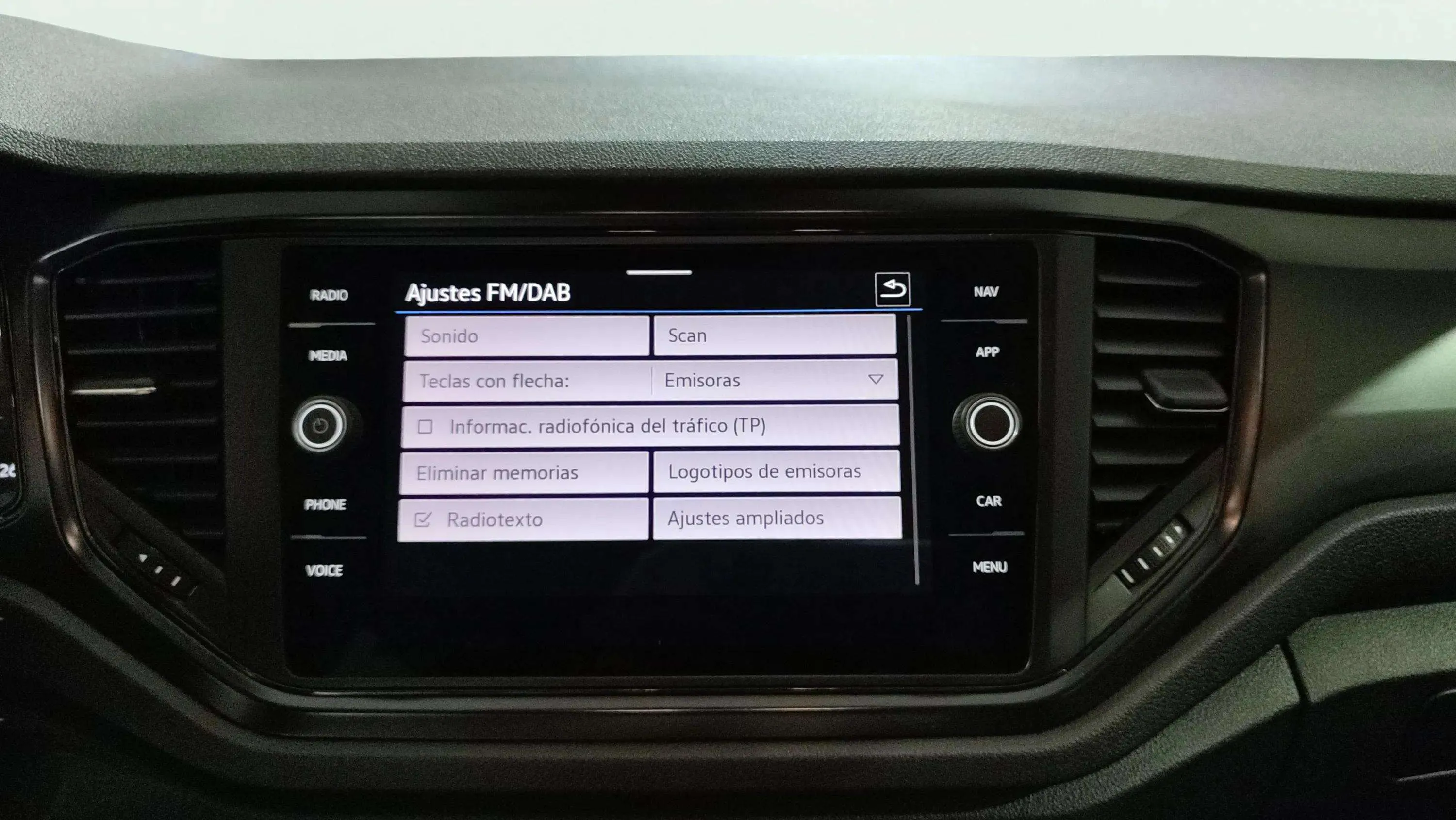 Volkswagen T-Roc Edition 1.6 TDI - foto 17