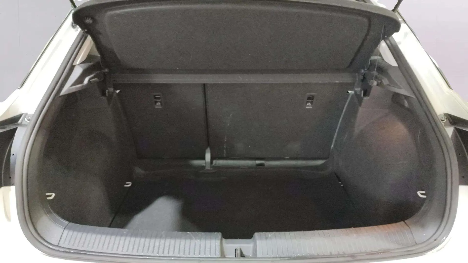 Volkswagen T-Roc Edition 1.6 TDI - foto 28