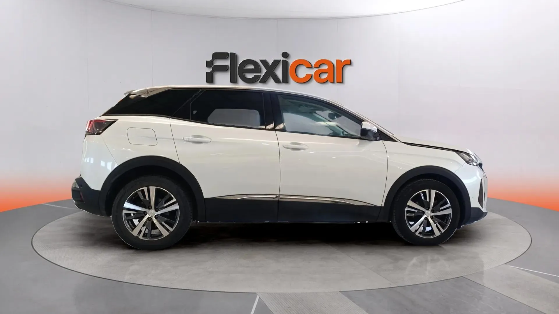 Peugeot 3008 1.2 PureTech Active Pack EAT8 - foto 2