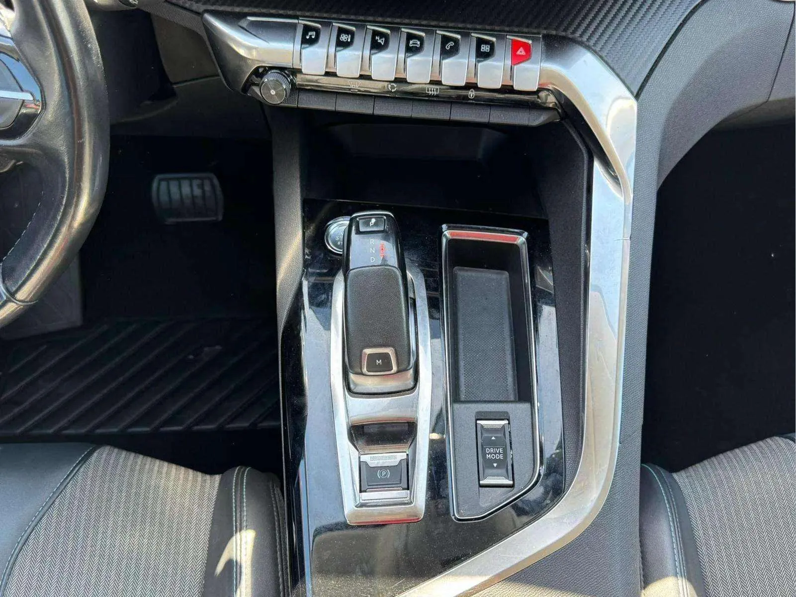 Peugeot 3008 1.2 PureTech Allure EAT8 - foto 12