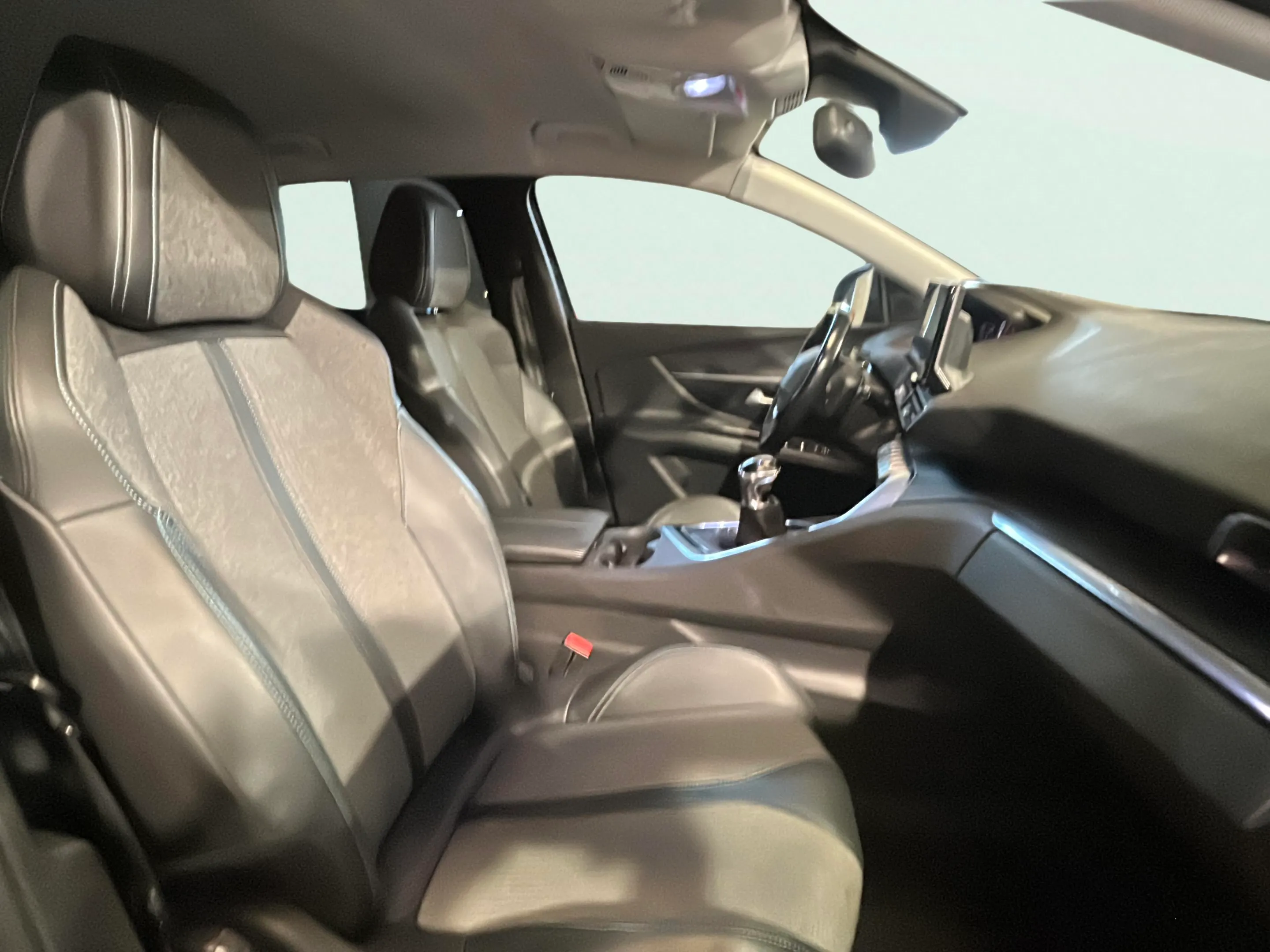 Peugeot 3008 1.2 PureTech Active - foto 17