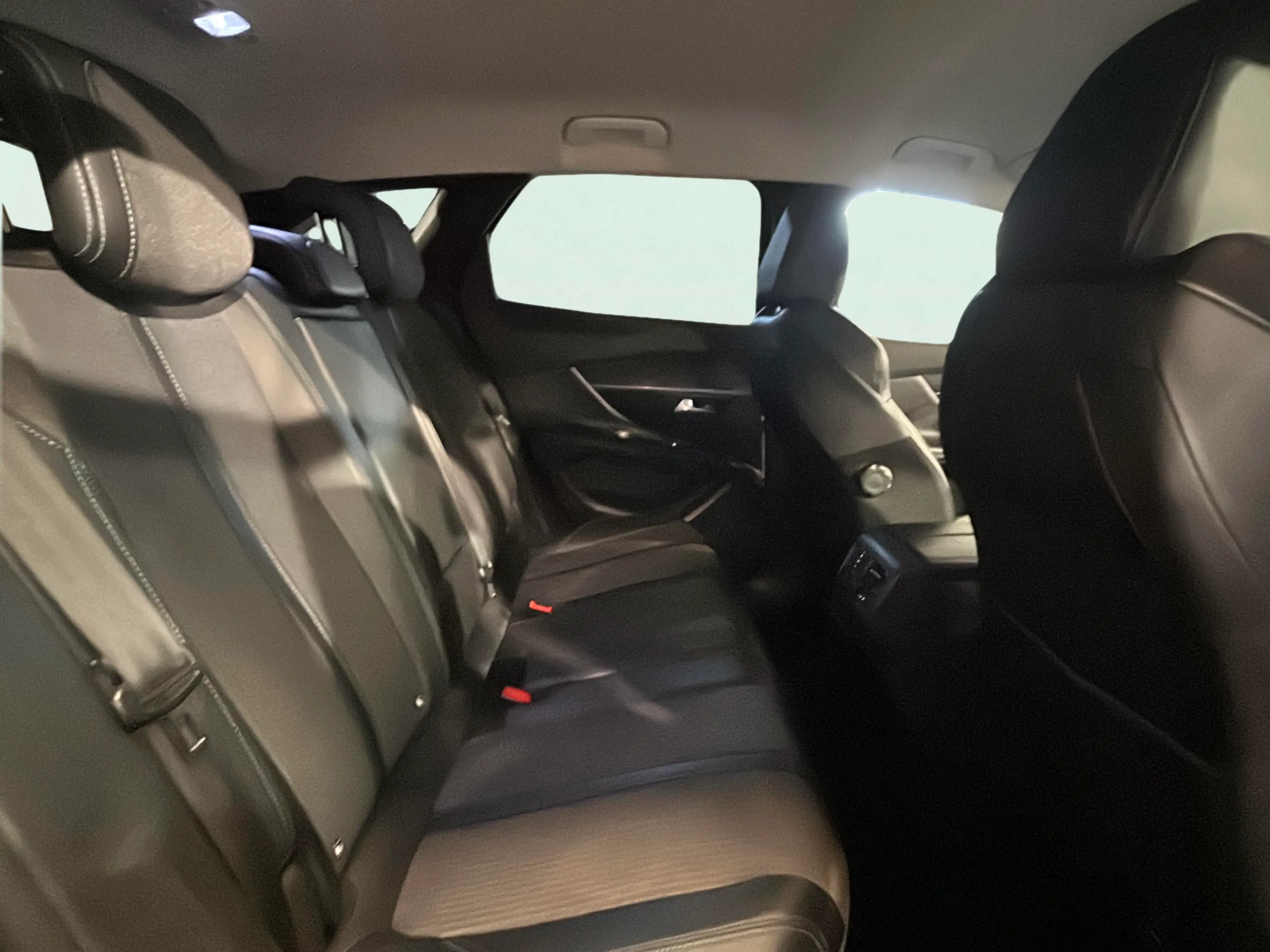 Peugeot 3008 1.2 PureTech Active - foto 12