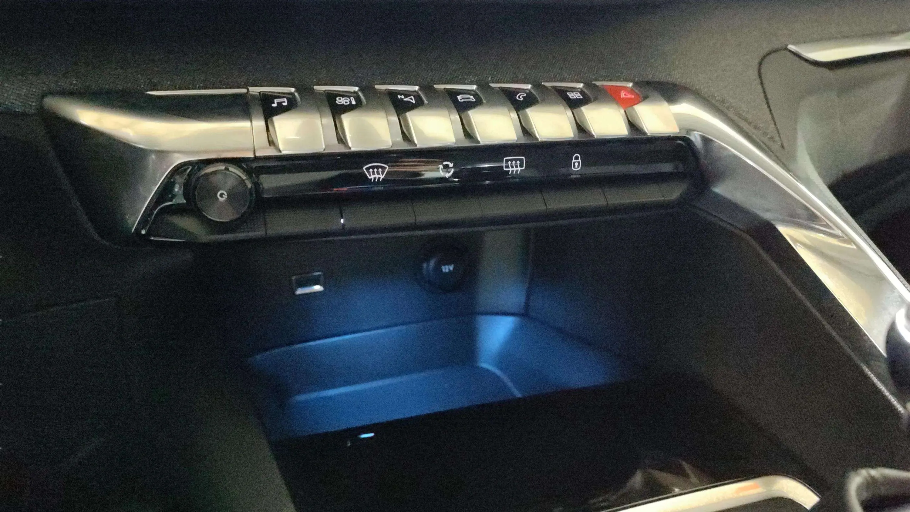 Peugeot 3008 1.2 PureTech Allure Pack - foto 15