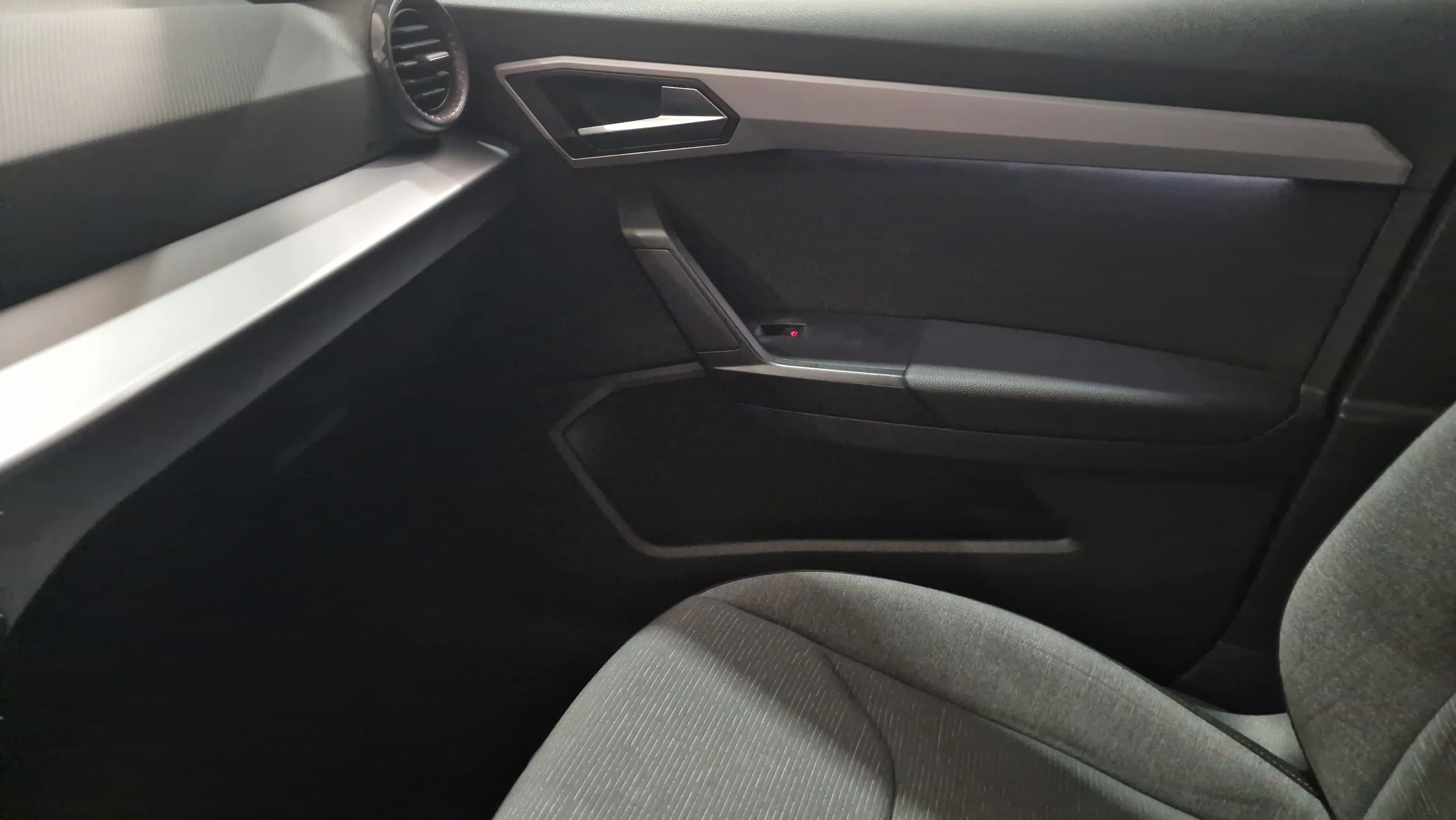 SEAT Ibiza 1.0 TSI Special Edition - foto 25