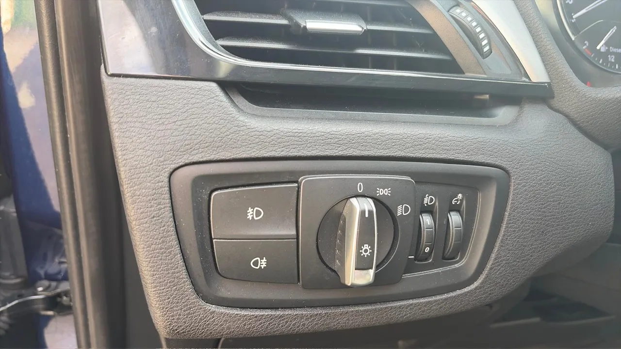 BMW X1 sDrive16d - foto 22