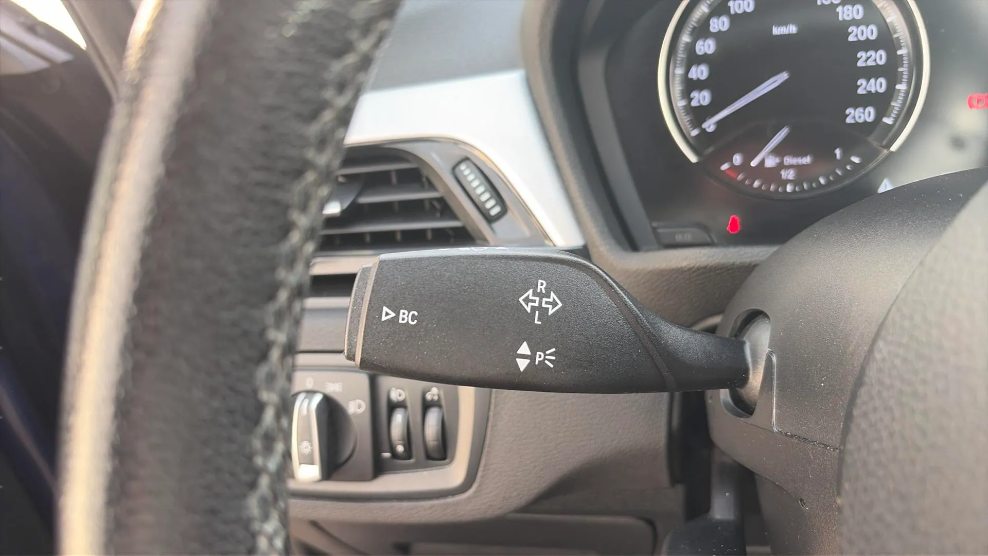 BMW X1 sDrive16d - foto 15