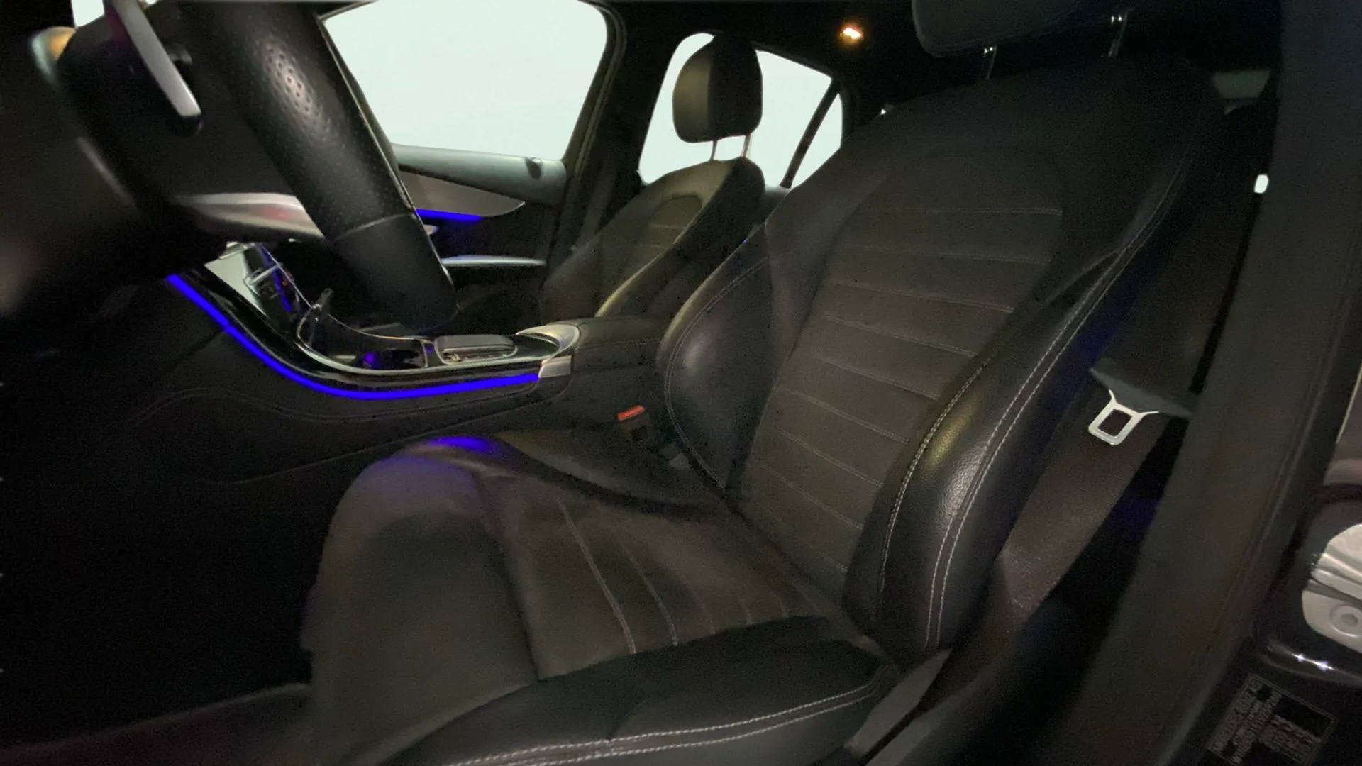 Mercedes-Benz GLC 220 d 4MATIC - foto 9
