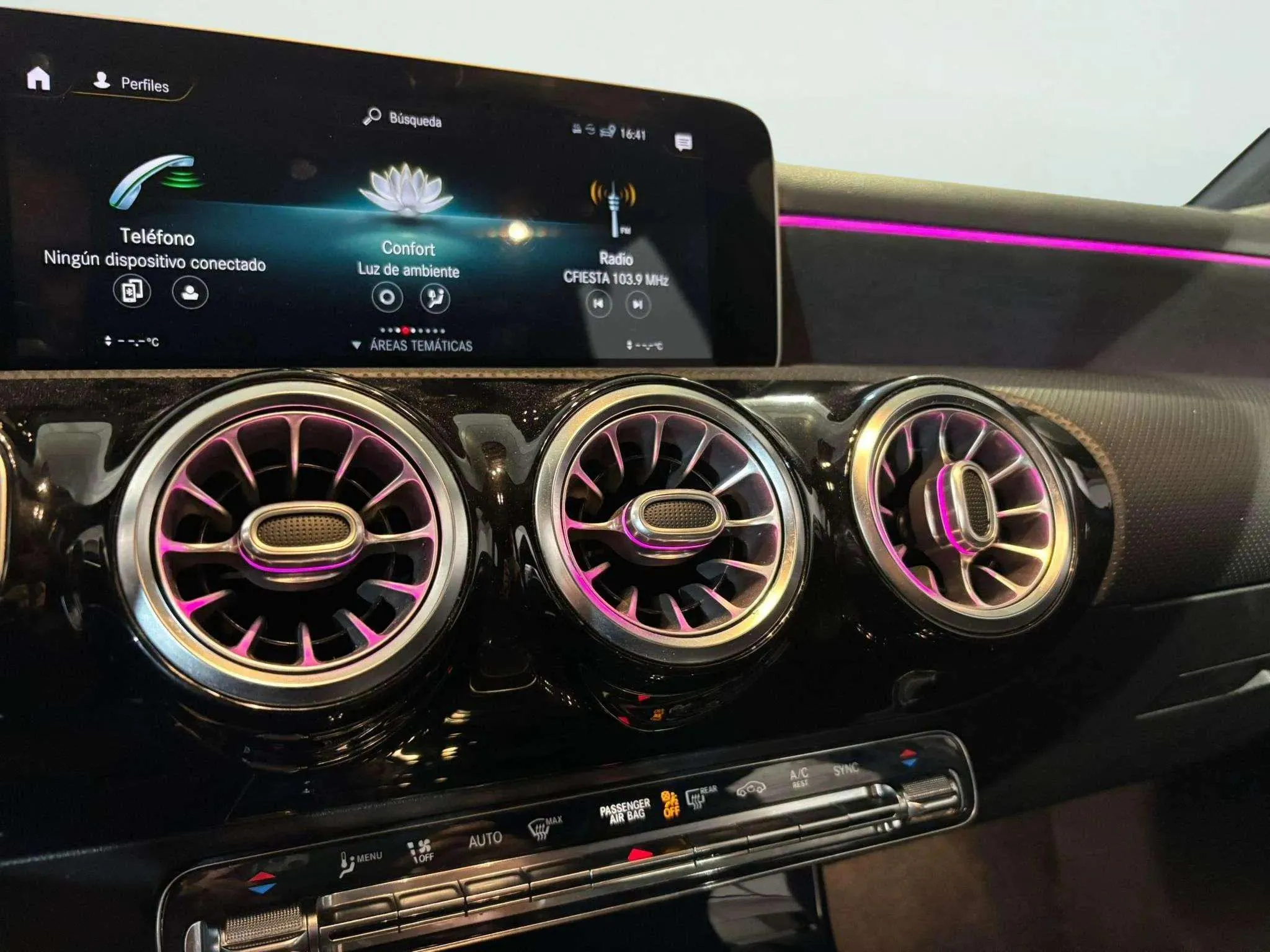 Mercedes-Benz Clase A A 180 d - foto 22