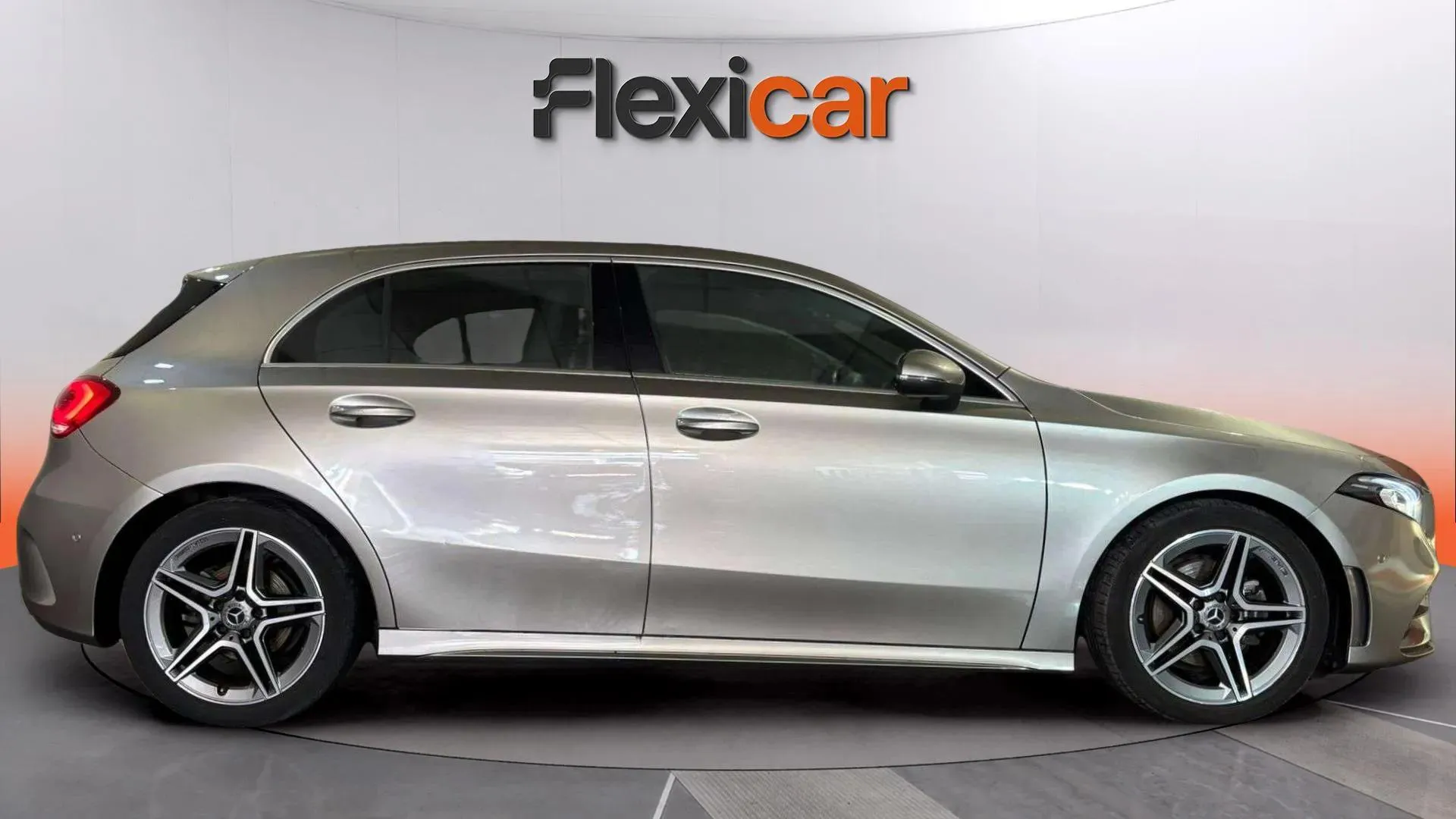 Mercedes-Benz Clase A A 180 d - foto 6
