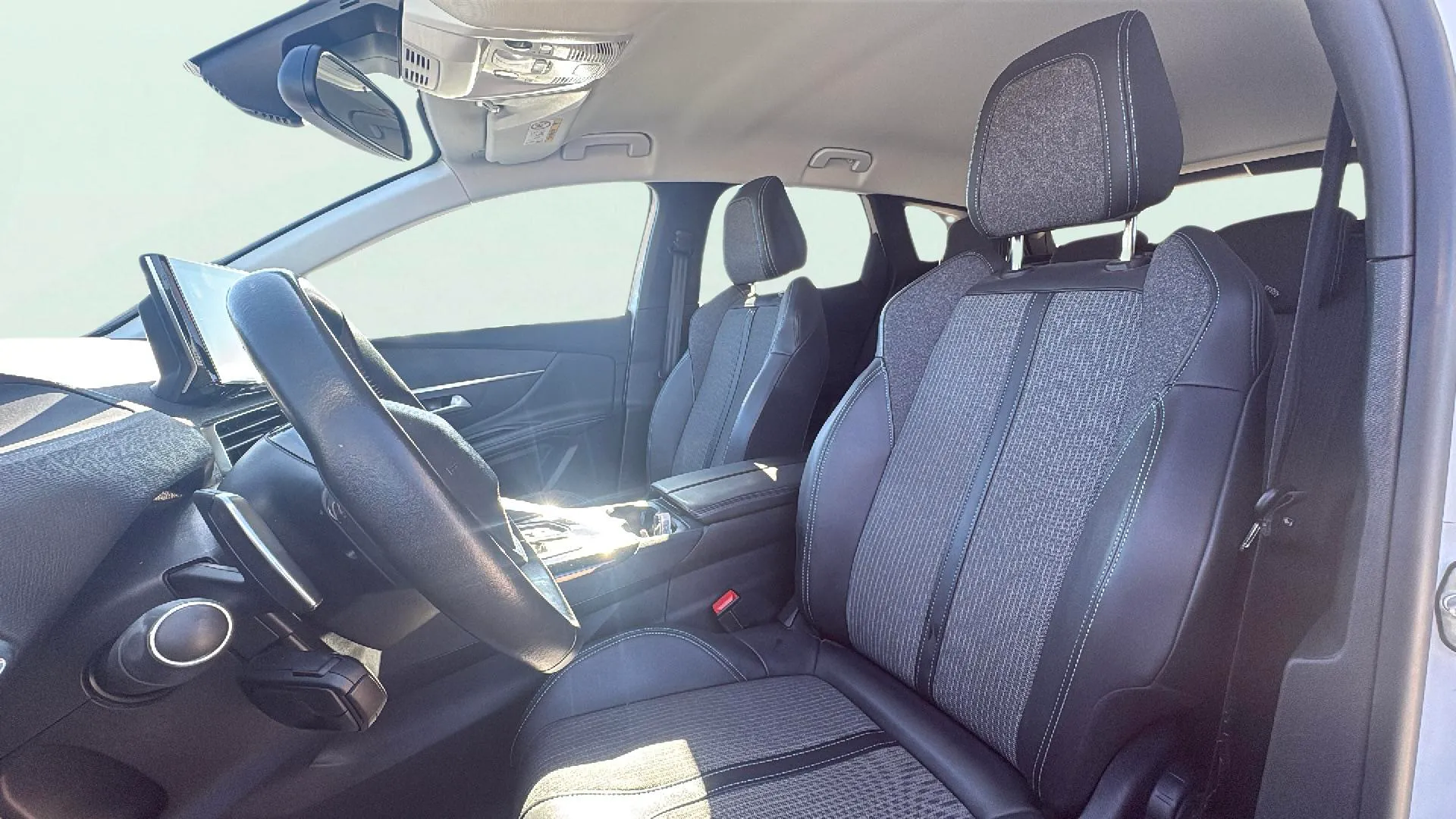 Peugeot 3008 1.5 BlueHDi Allure Pack EAT8 - foto 14