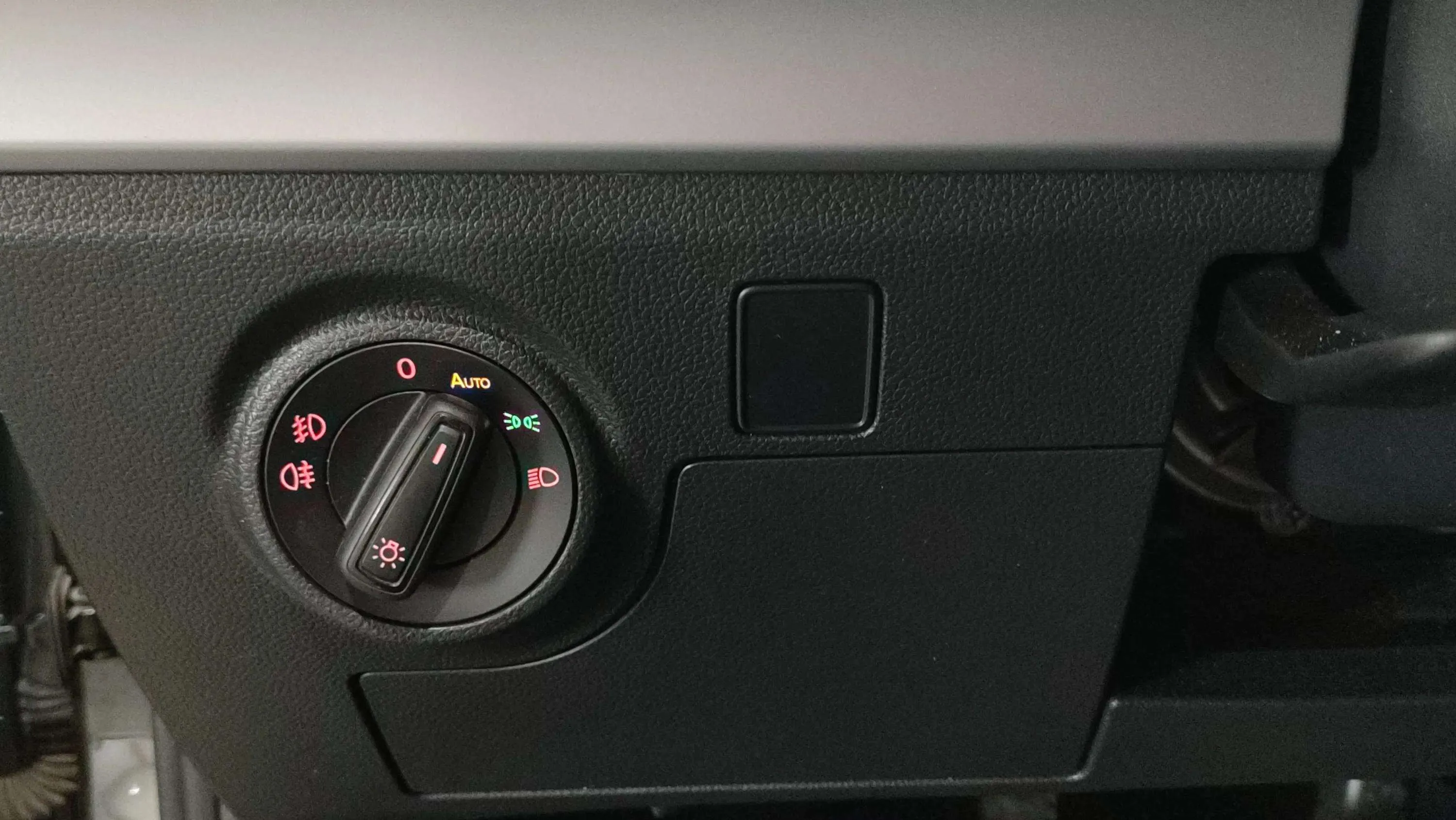 SEAT Ibiza 1.0 TSI Special Edition Xcellence - foto 6