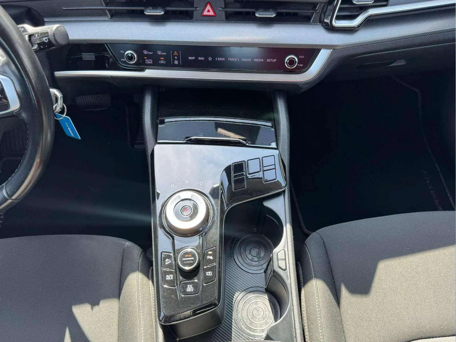 Kia Sportage 1.6 T-GDi PHEV Drive 4x4 - foto 14