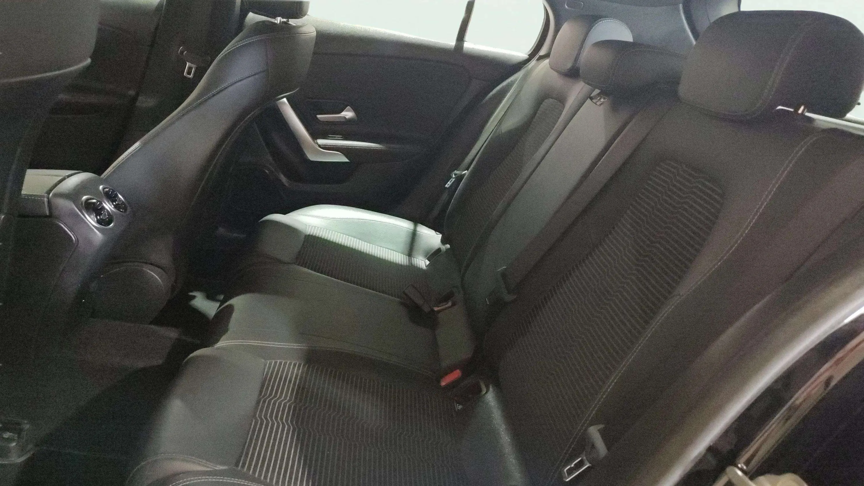 Mercedes-Benz Clase A A 180 d - foto 16