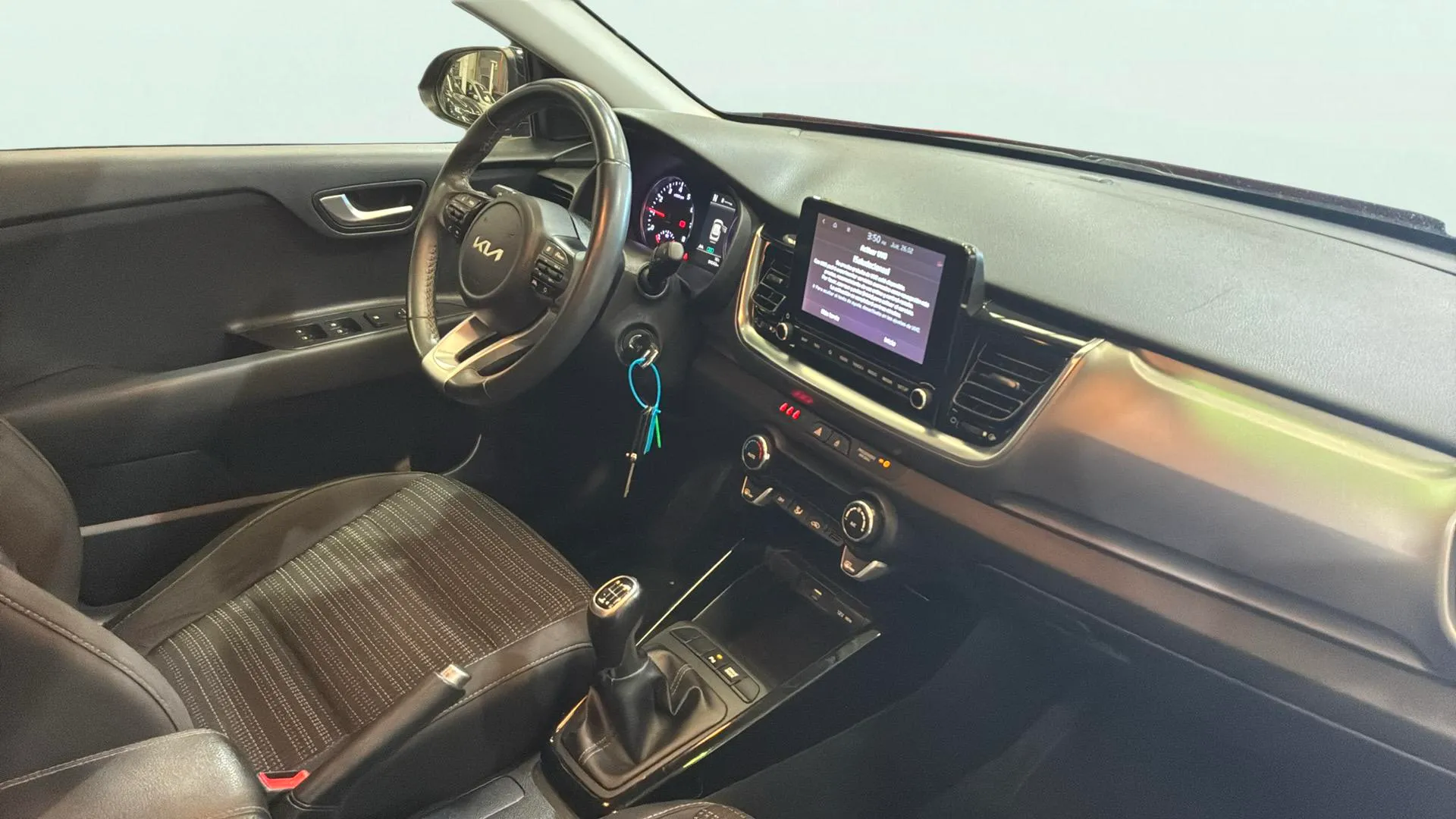 Kia Stonic 1.0 T-GDi MHEV iMT Drive - foto 13