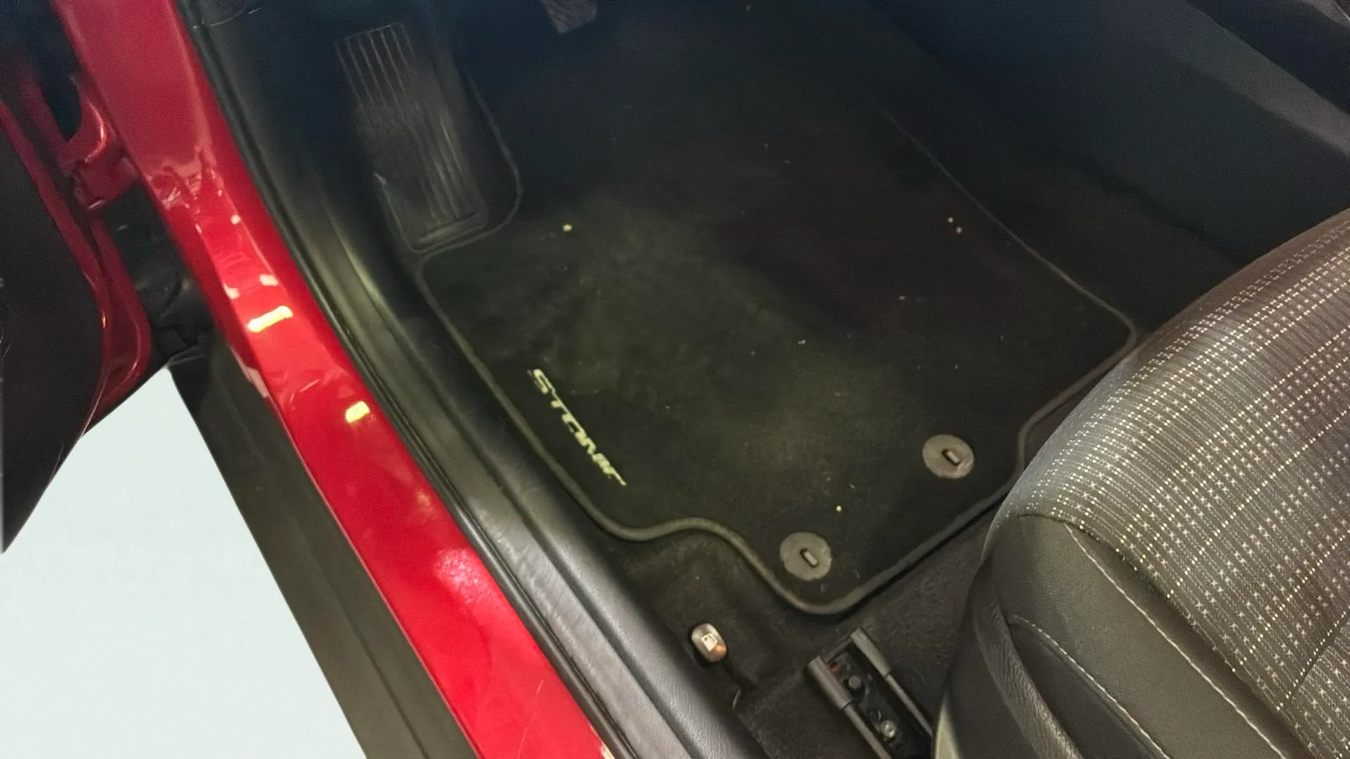 Kia Stonic 1.0 T-GDi MHEV iMT Drive - foto 25