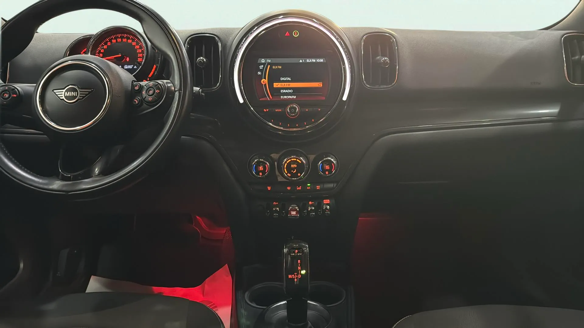 MINI Countryman One D - foto 13