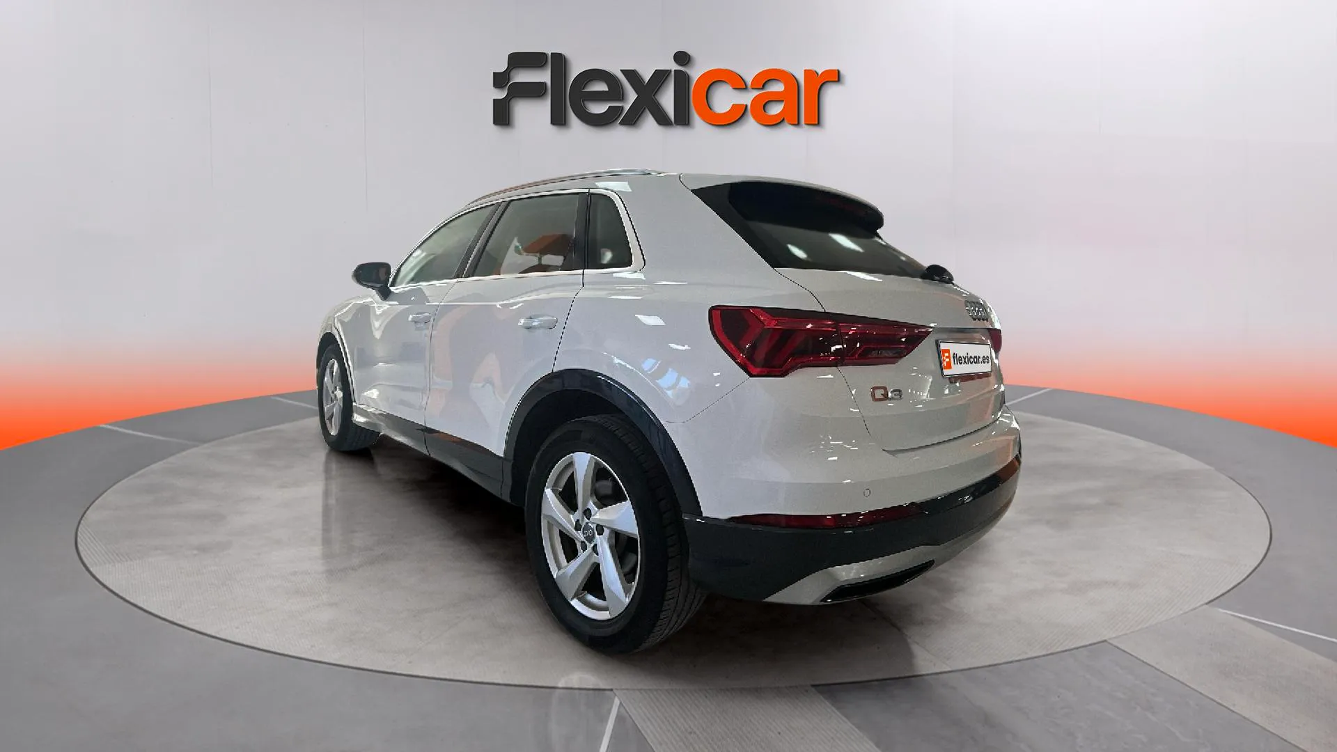 Audi Q3 35 TDI S tronic - foto 4