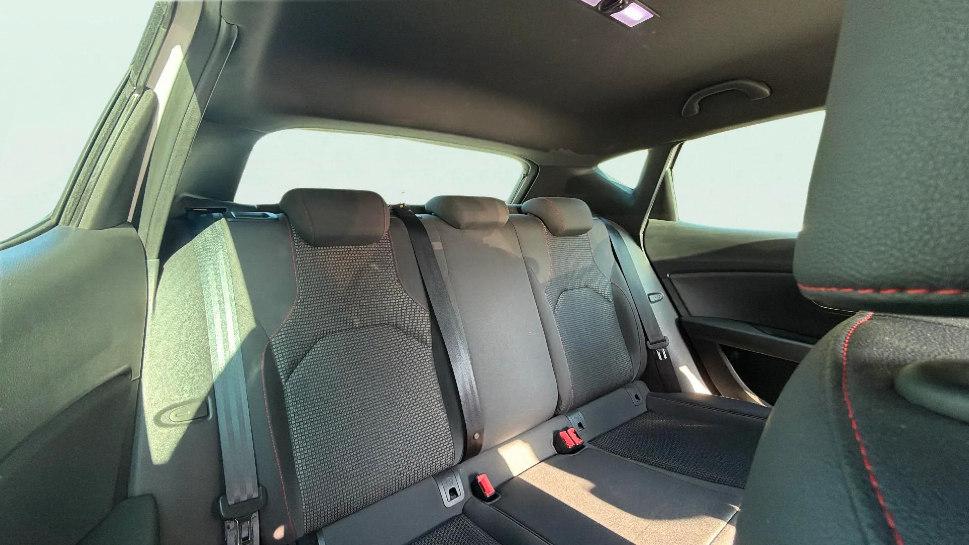SEAT León 1.5 TSI FR - foto 26