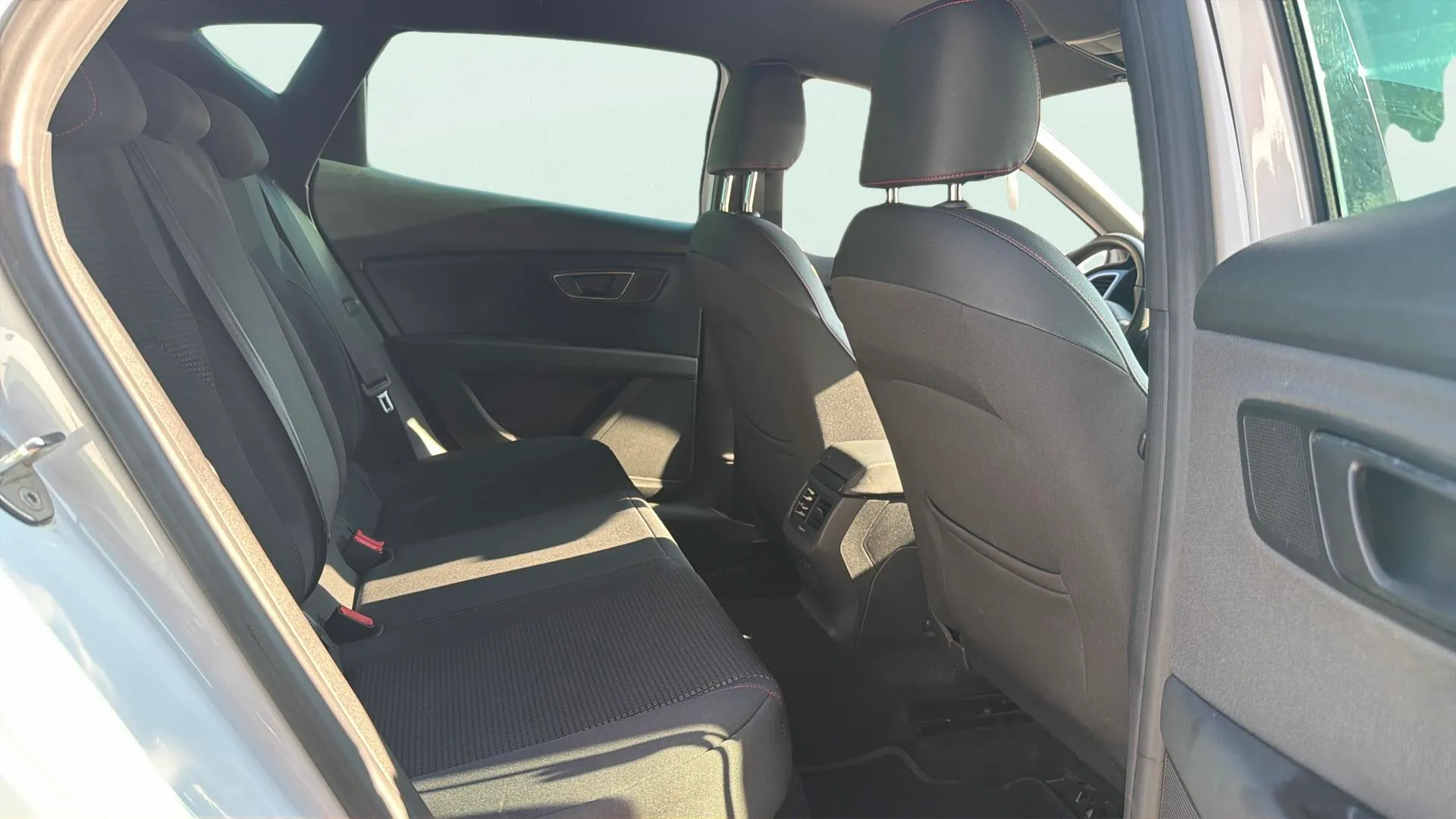 SEAT León 1.5 TSI FR - foto 25