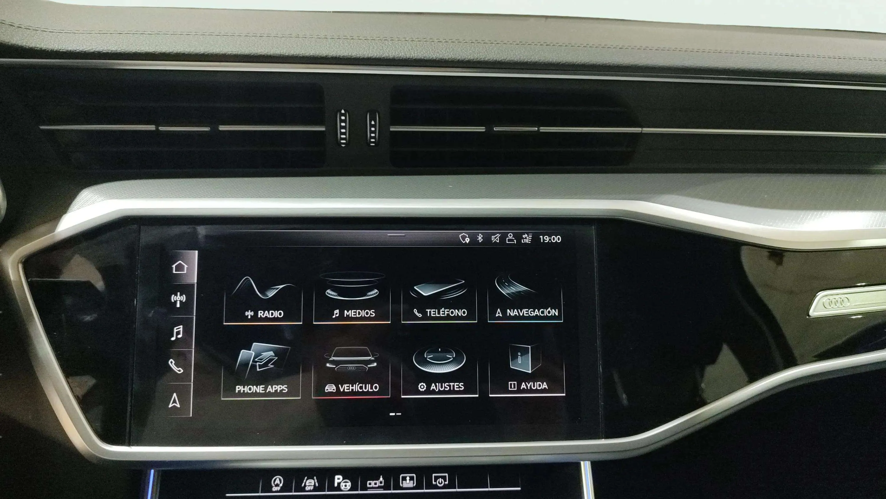 Audi A6 40 TDI quattro-ultra S tr. - foto 12