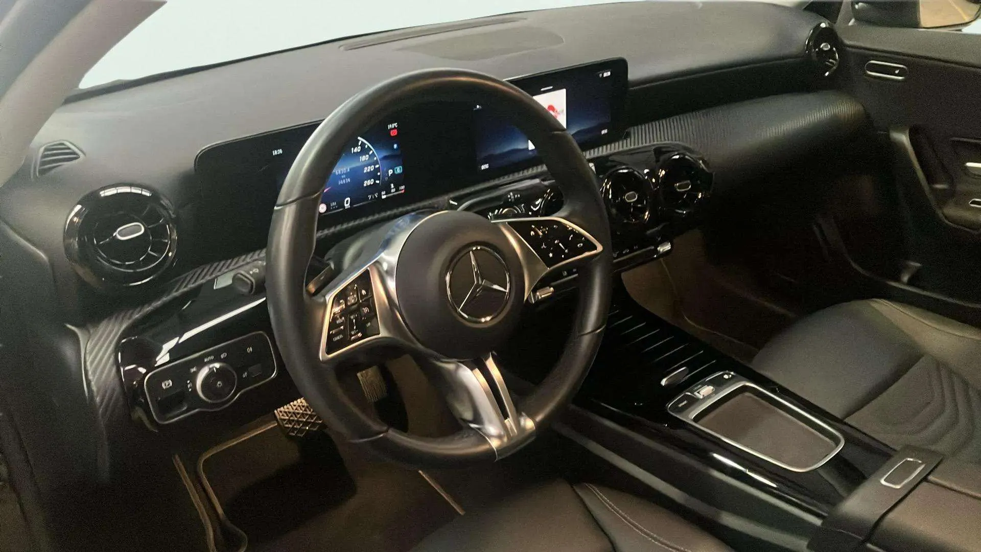 Mercedes-Benz Clase A A 200 d - foto 6