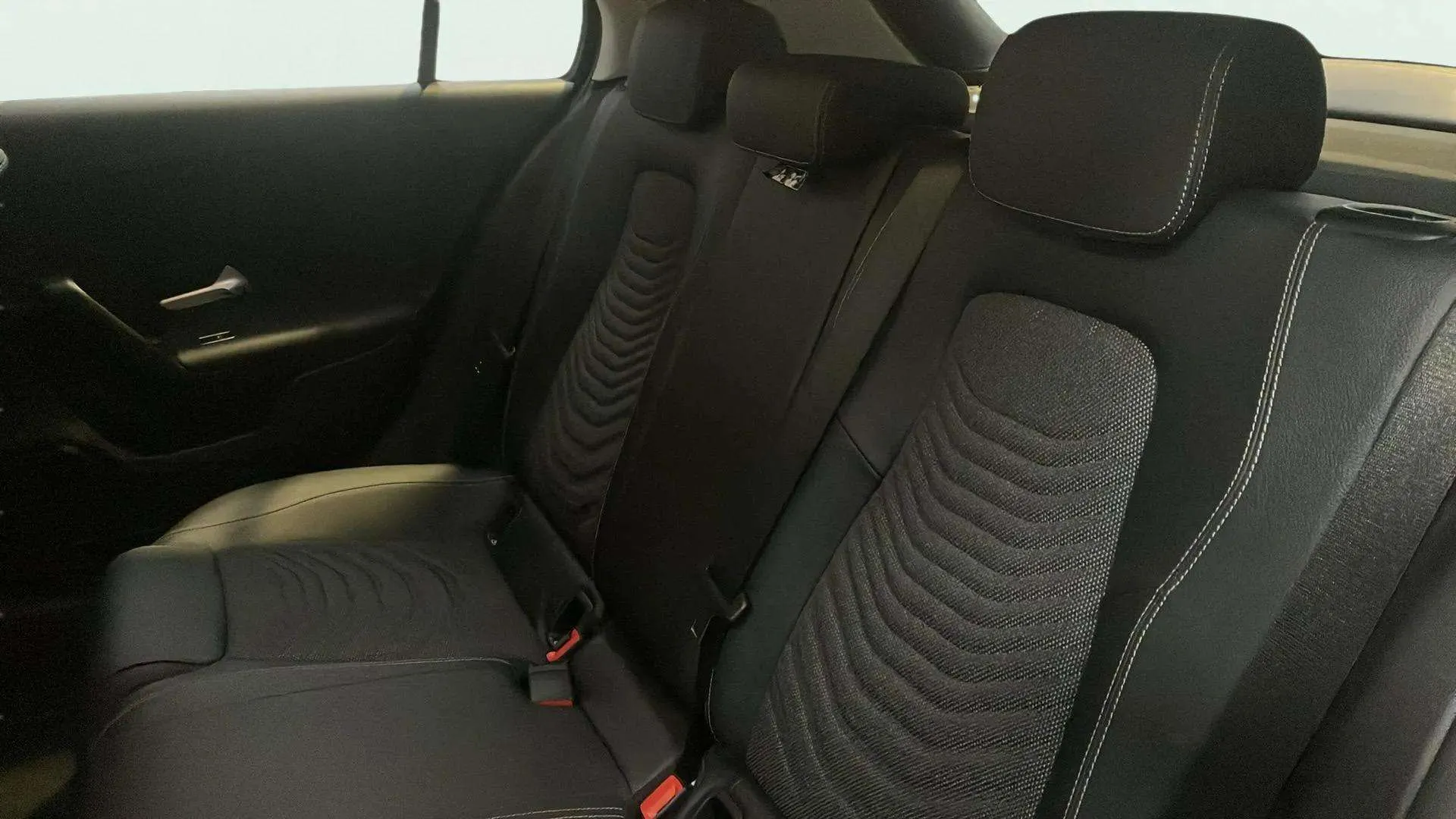 Mercedes-Benz Clase A A 200 d - foto 11